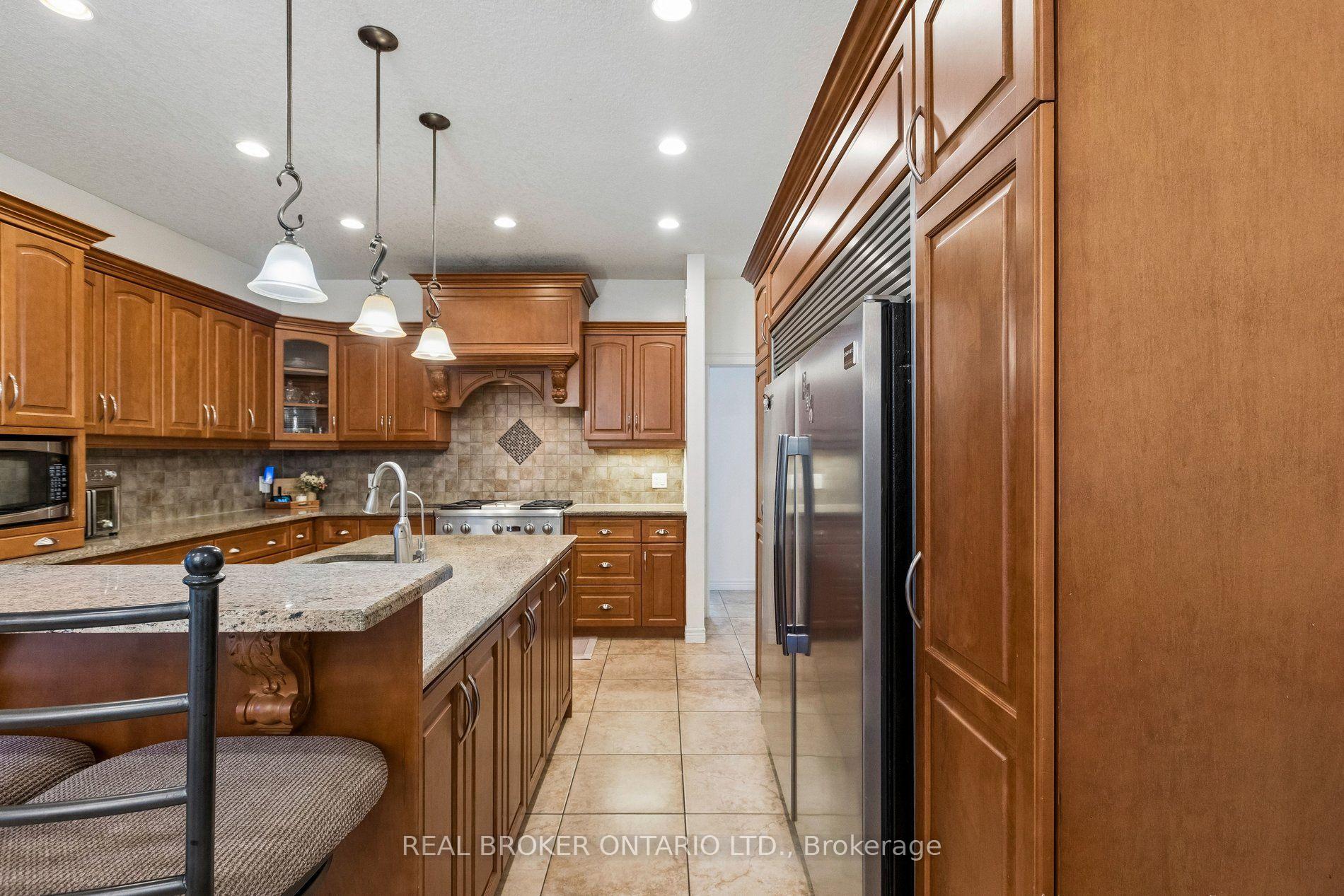 Photo 13 of 6956 Concession 4 Road, Puslinch, Rural Puslinch West — HOMEH