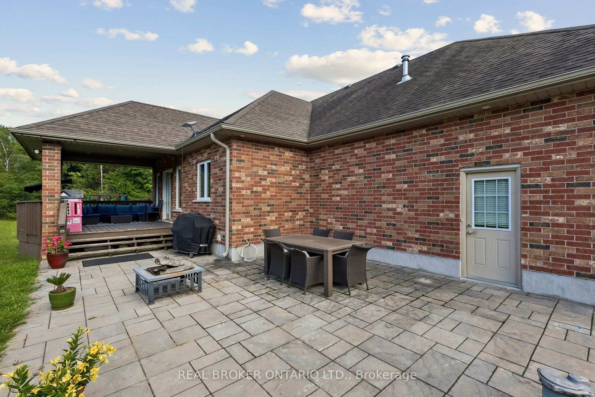 Photo 46 of 6956 Concession 4 Road, Puslinch, Rural Puslinch West — HOMEH