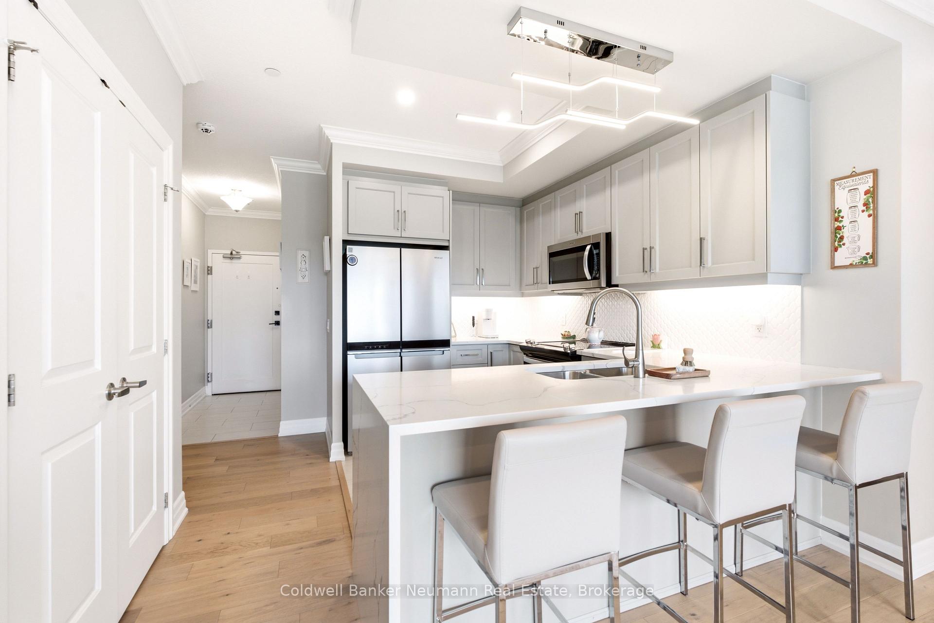 Photo 2 of Unit 401, 1880 Gordon Street, Guelph, Pineridge/Westminster Woods — HOMEH