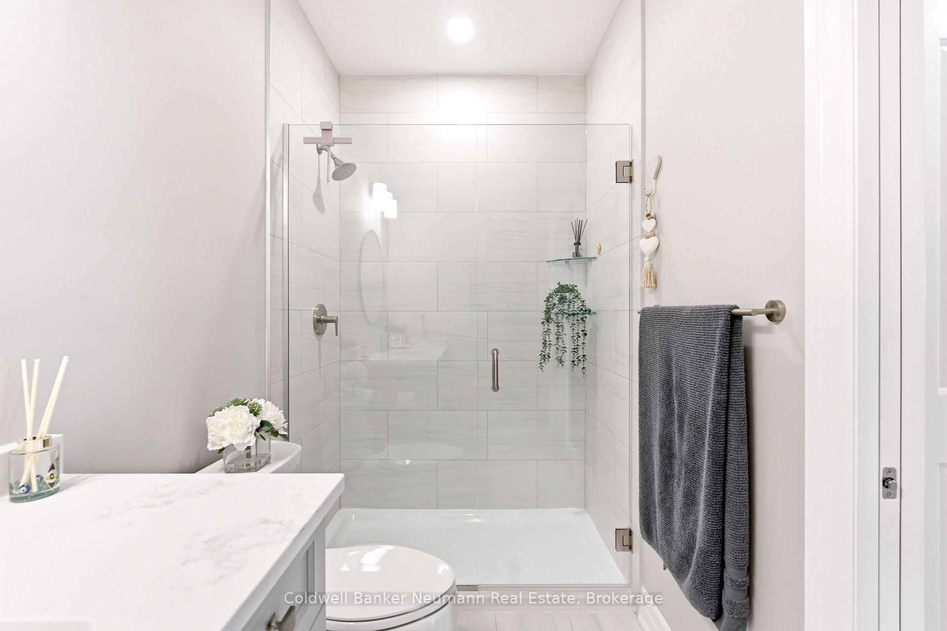 Photo 21 of Unit 401, 1880 Gordon Street, Guelph, Pineridge/Westminster Woods — HOMEH