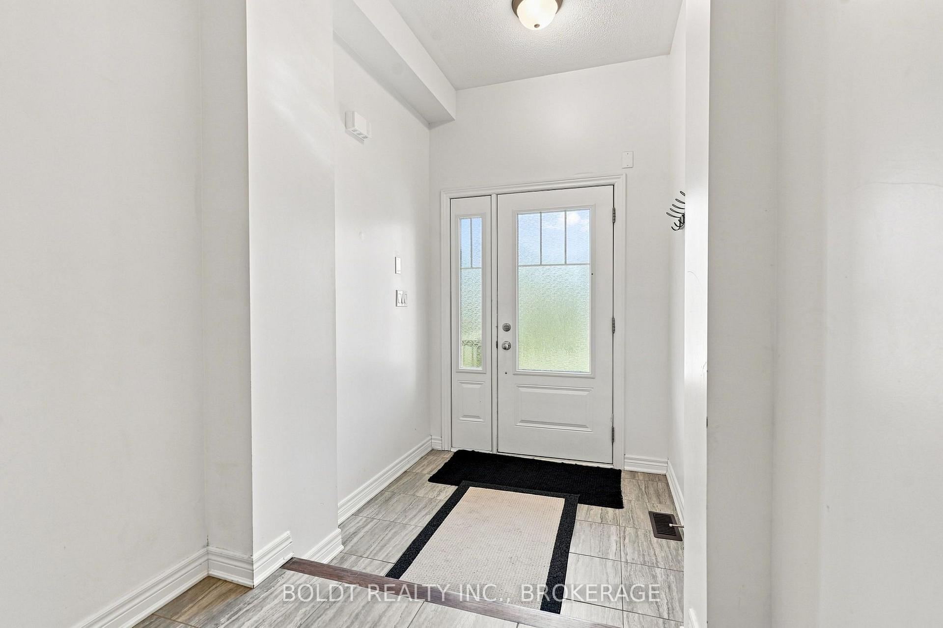 Photo 3 of 85 Homestead Way, Thorold, Allanburg/Thorold South — HOMEH