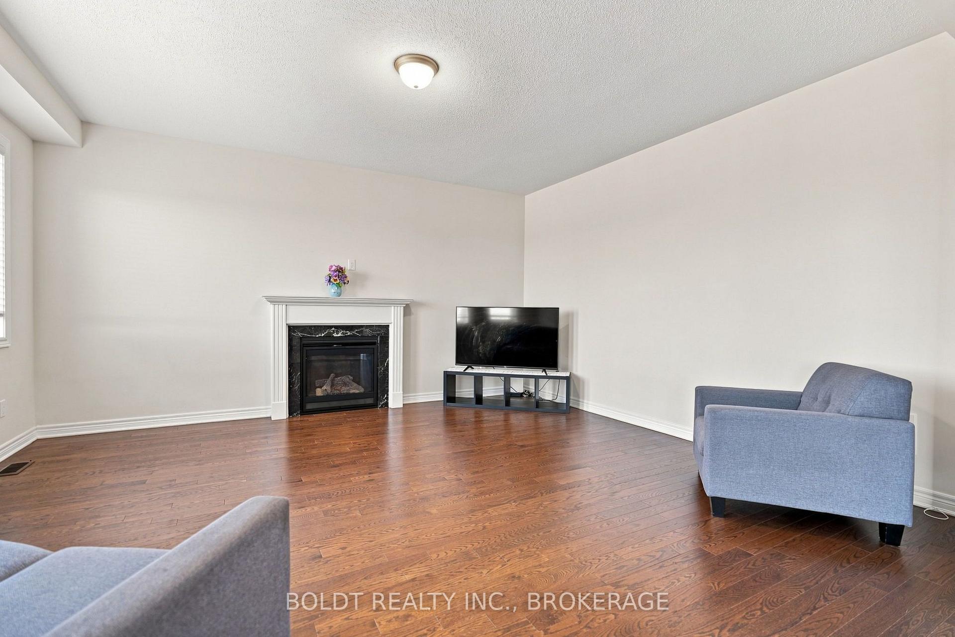 Photo 6 of 85 Homestead Way, Thorold, Allanburg/Thorold South — HOMEH