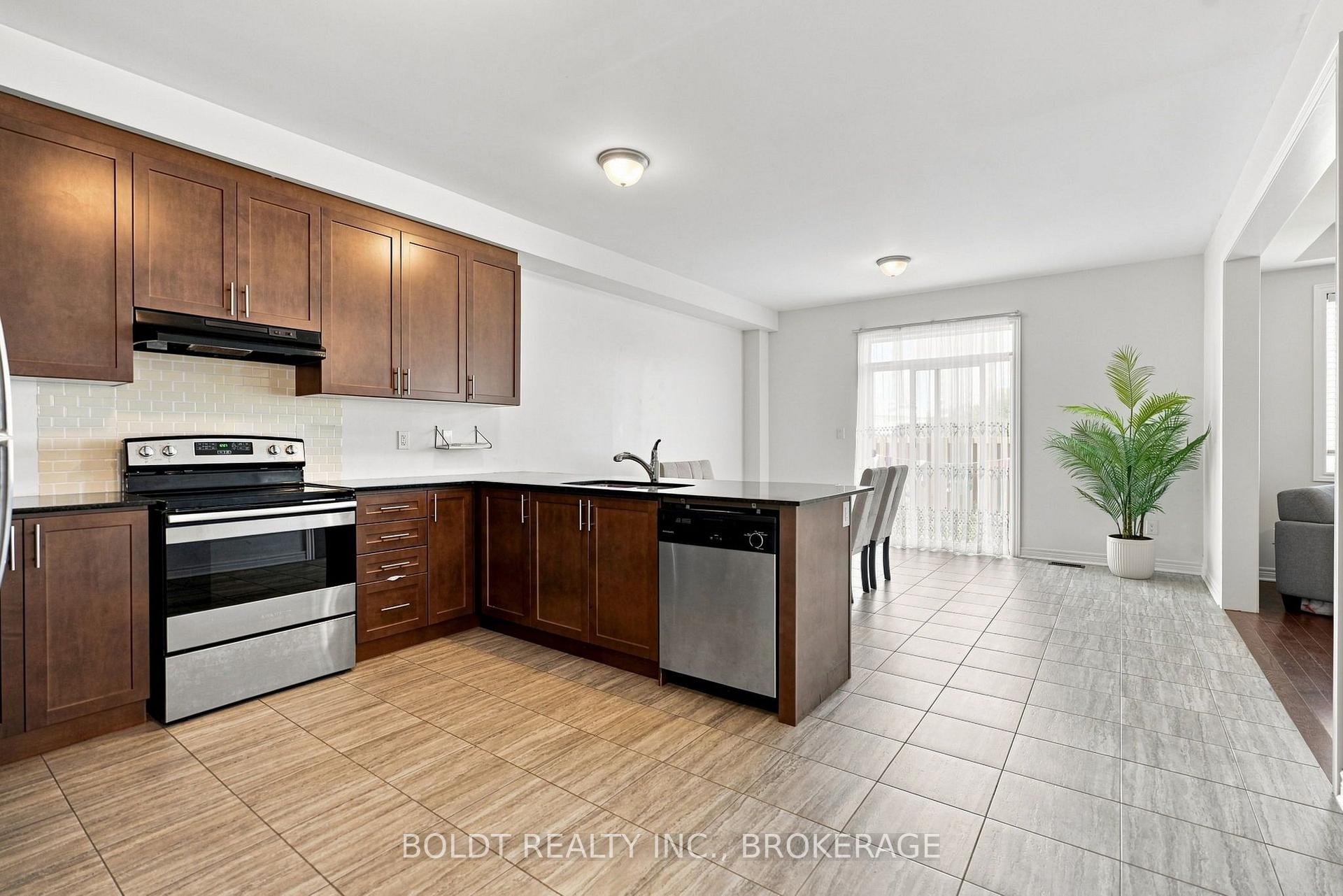 Photo 9 of 85 Homestead Way, Thorold, Allanburg/Thorold South — HOMEH