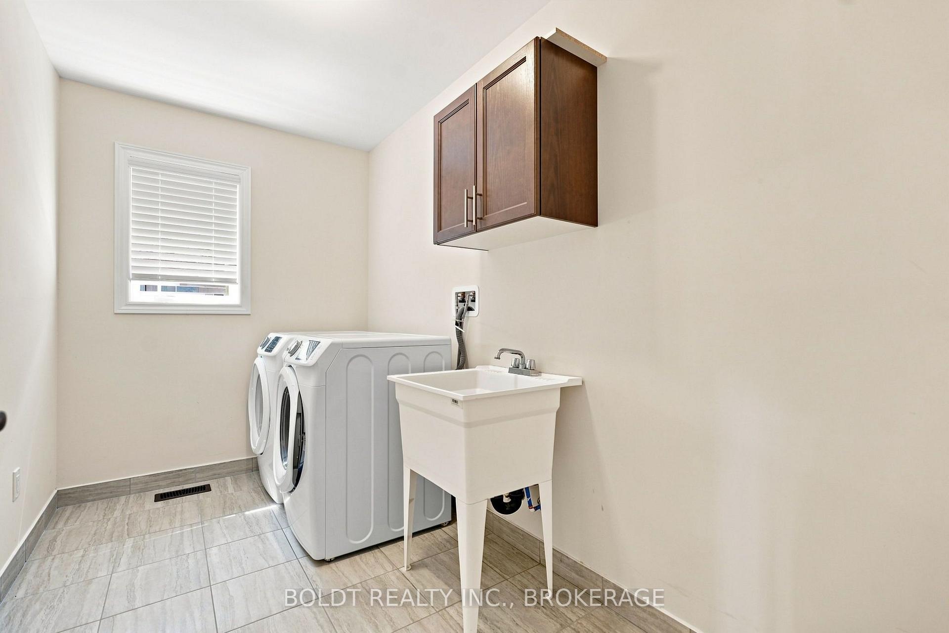 Photo 32 of 85 Homestead Way, Thorold, Allanburg/Thorold South — HOMEH