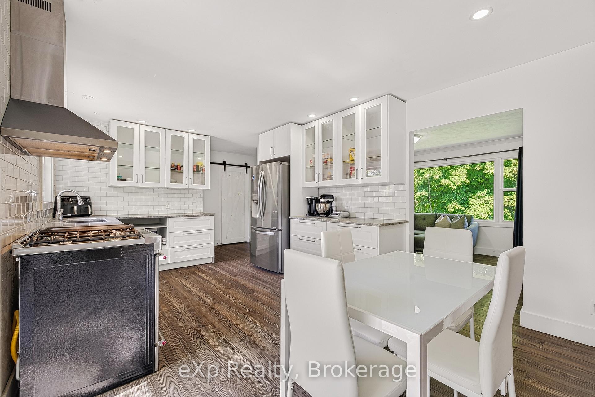 Photo 7 of 18 Willowdale Street, Brantford, Oakhill Dr — HOMEH