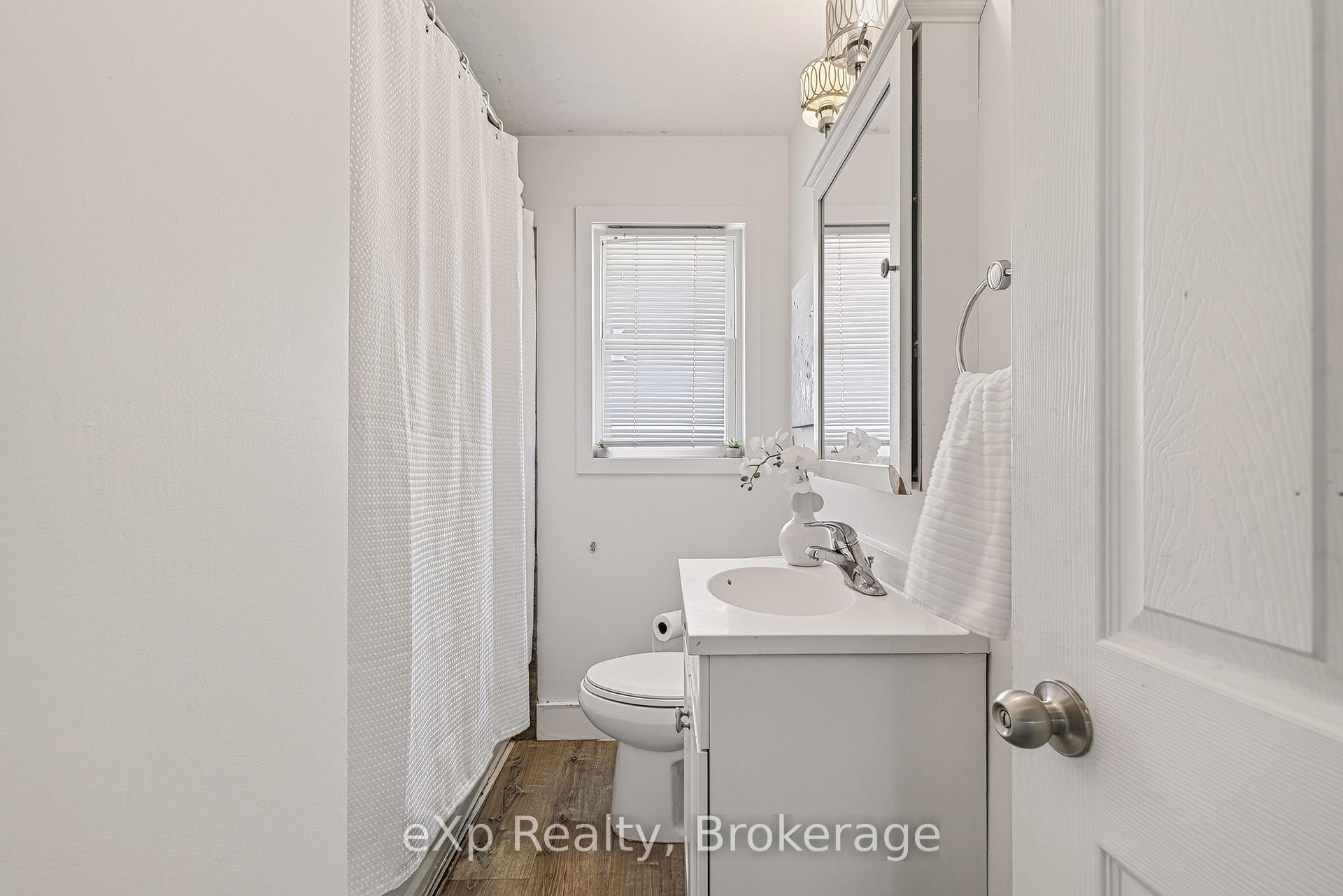 Photo 15 of 18 Willowdale Street, Brantford, Oakhill Dr — HOMEH
