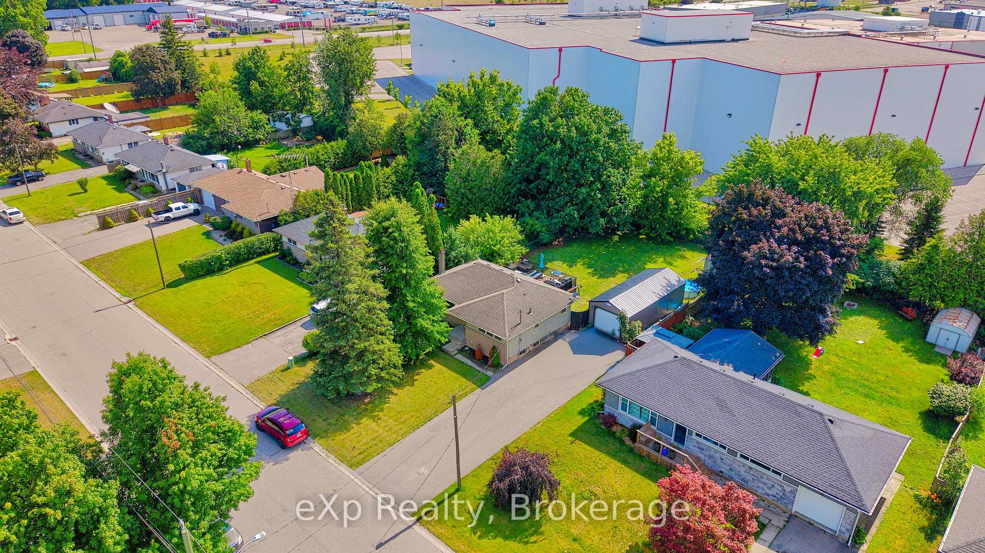 Photo 24 of 18 Willowdale Street, Brantford, Oakhill Dr — HOMEH