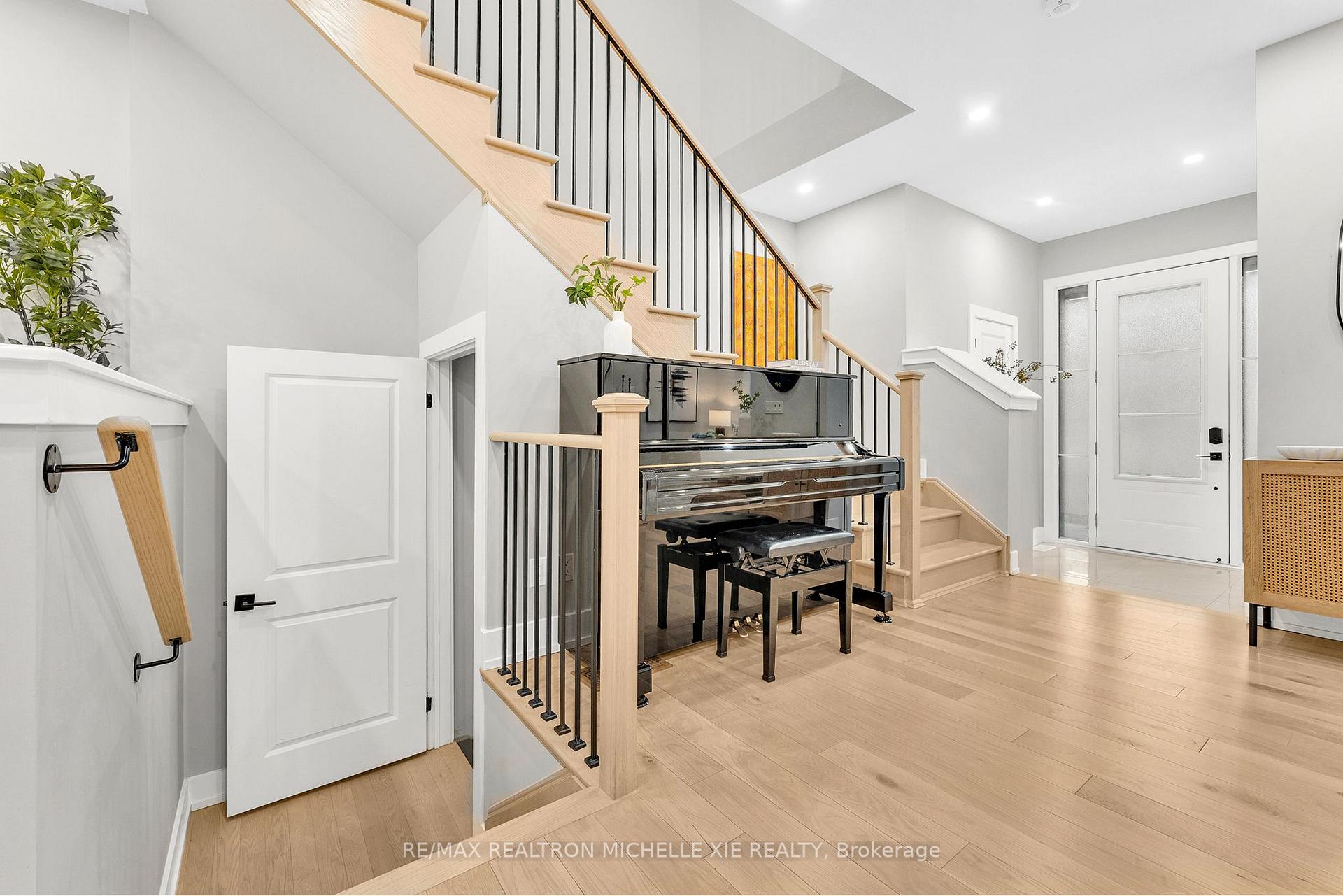 Photo 8 of 103 Prospectors Drive, Markham, Angus Glen — HOMEH