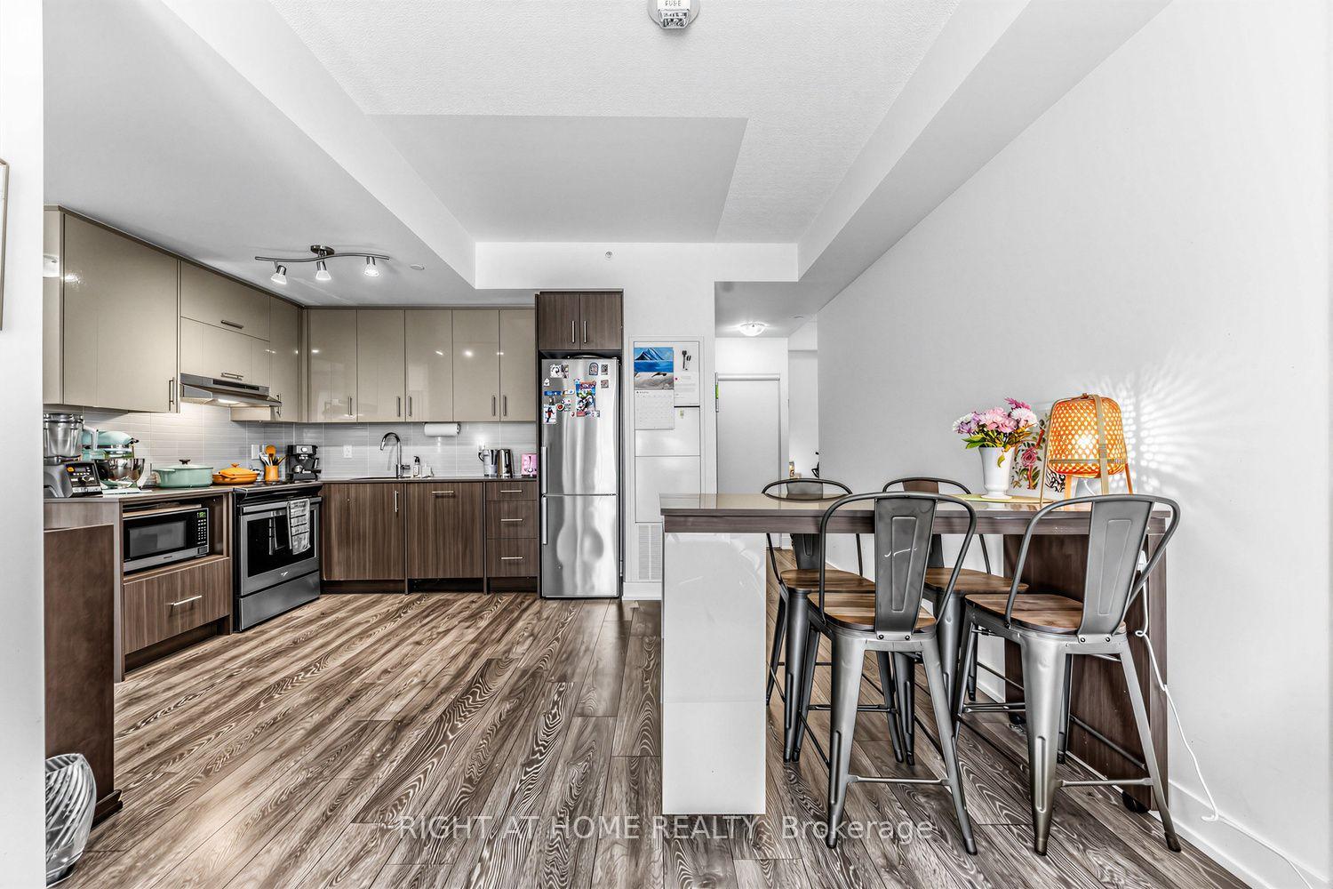 Front of Unit 2, 180 Fairview Mall Drive