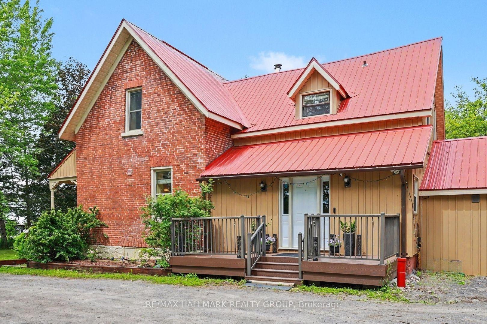 Photo 3 of 3548 Woodkilton Road, Ottawa, Dunrobin — HOMEH