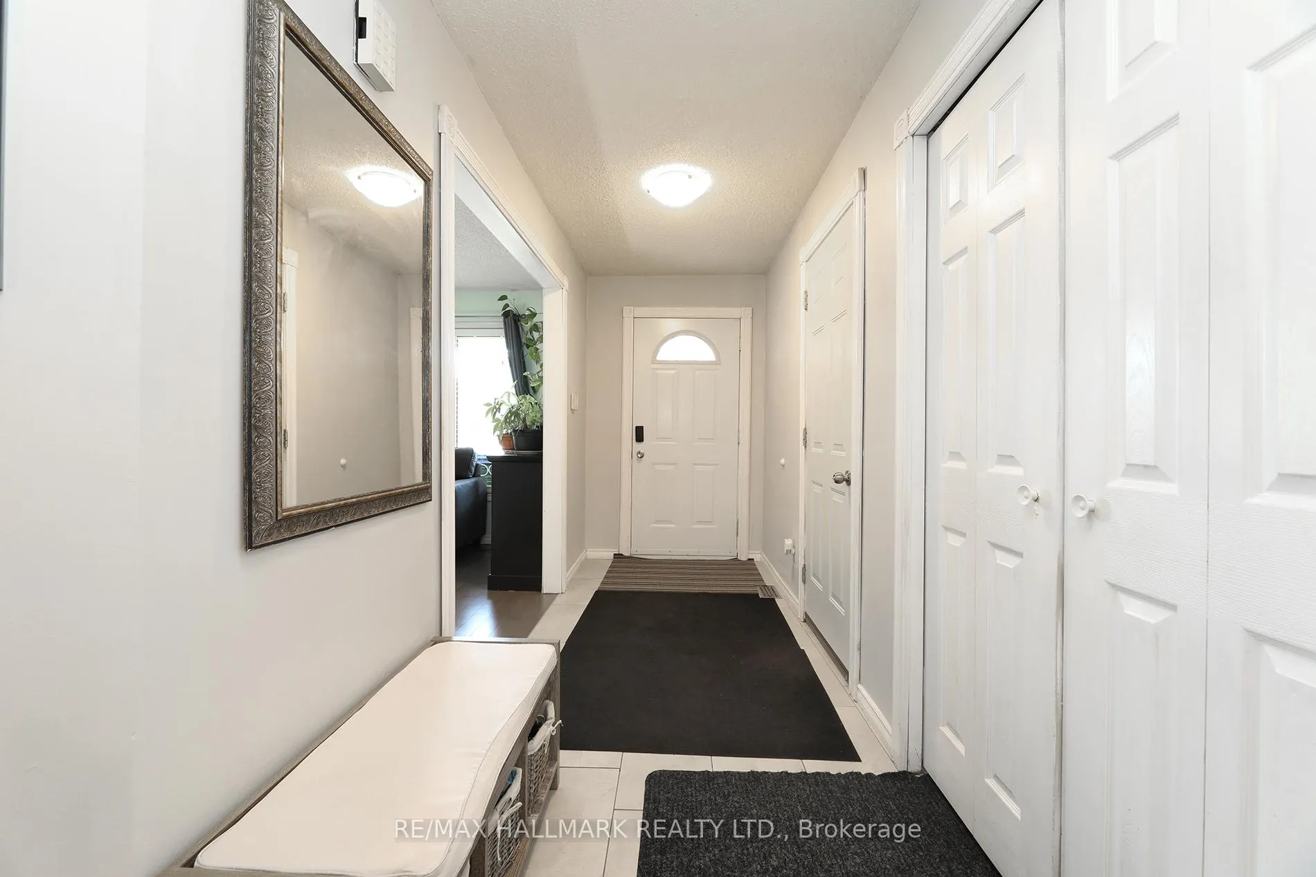 Photo 2 of 944 William Booth Crescent, Oshawa, Centennial — HOMEH