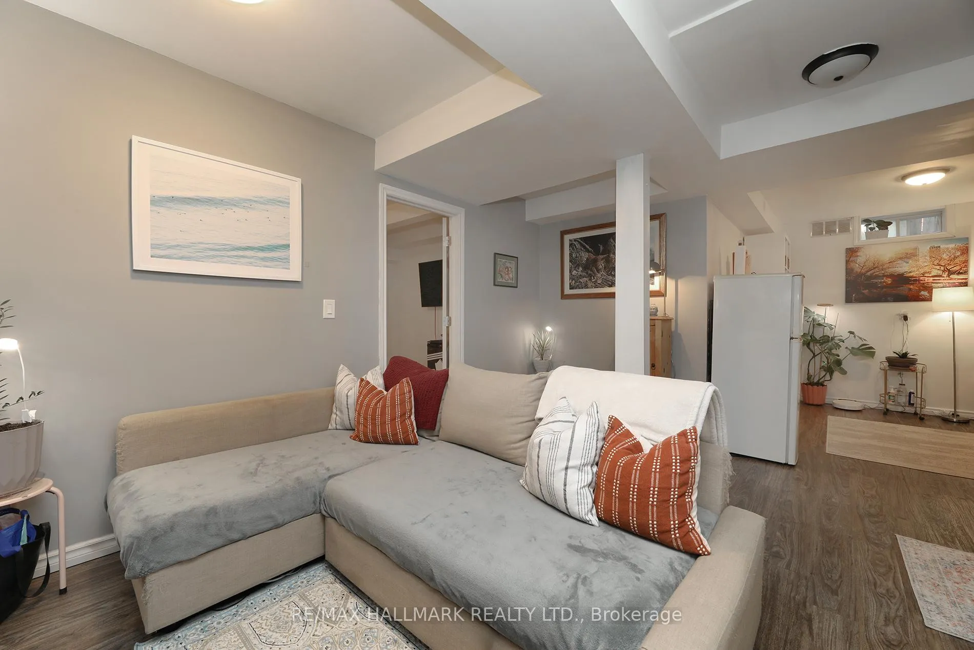 Photo 17 of 944 William Booth Crescent, Oshawa, Centennial — HOMEH