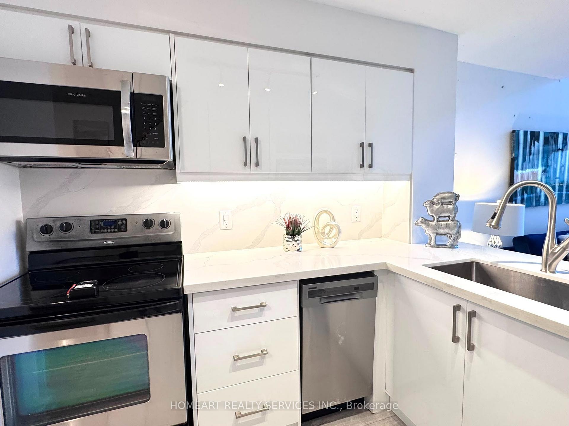 Photo 15 of Unit 404, 255 Richmond Street E, Toronto, Moss Park — HOMEH