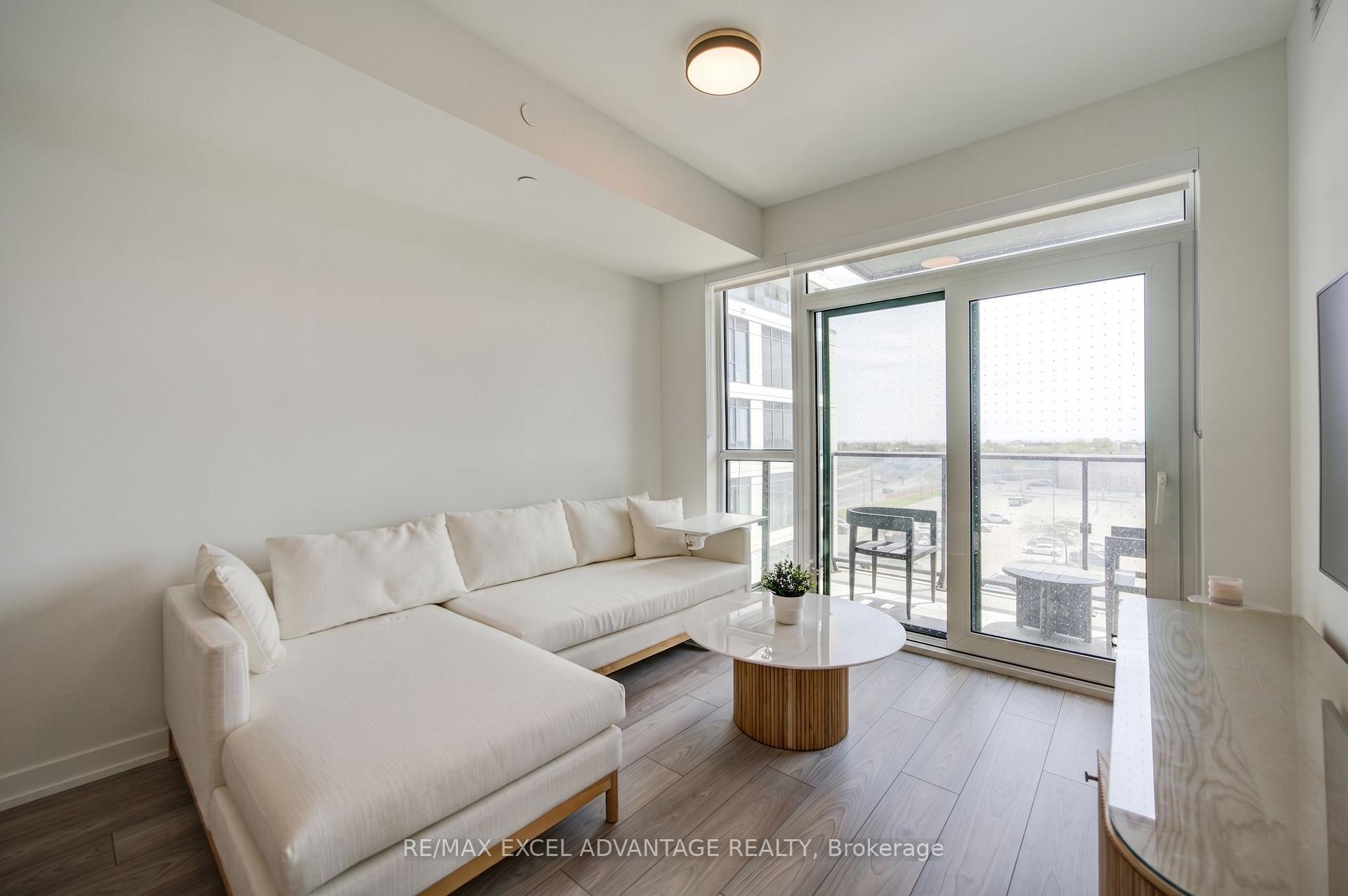 Photo 5 of 1007 The Queensway, Etobicoke, Islington-City Centre West — HOMEH
