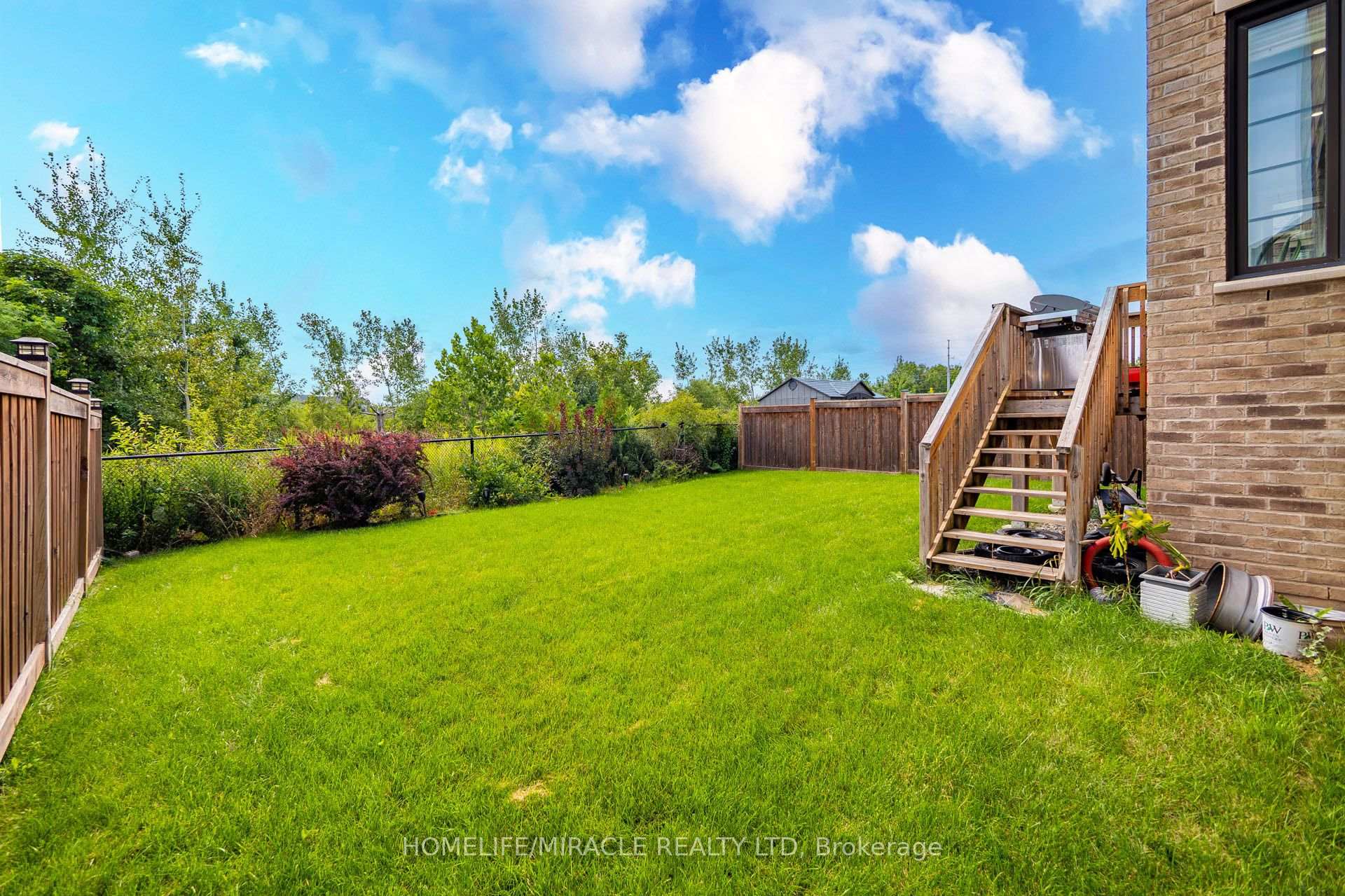Photo 46 of 1228 Raspberry Terrace, Milton, Ford — HOMEH