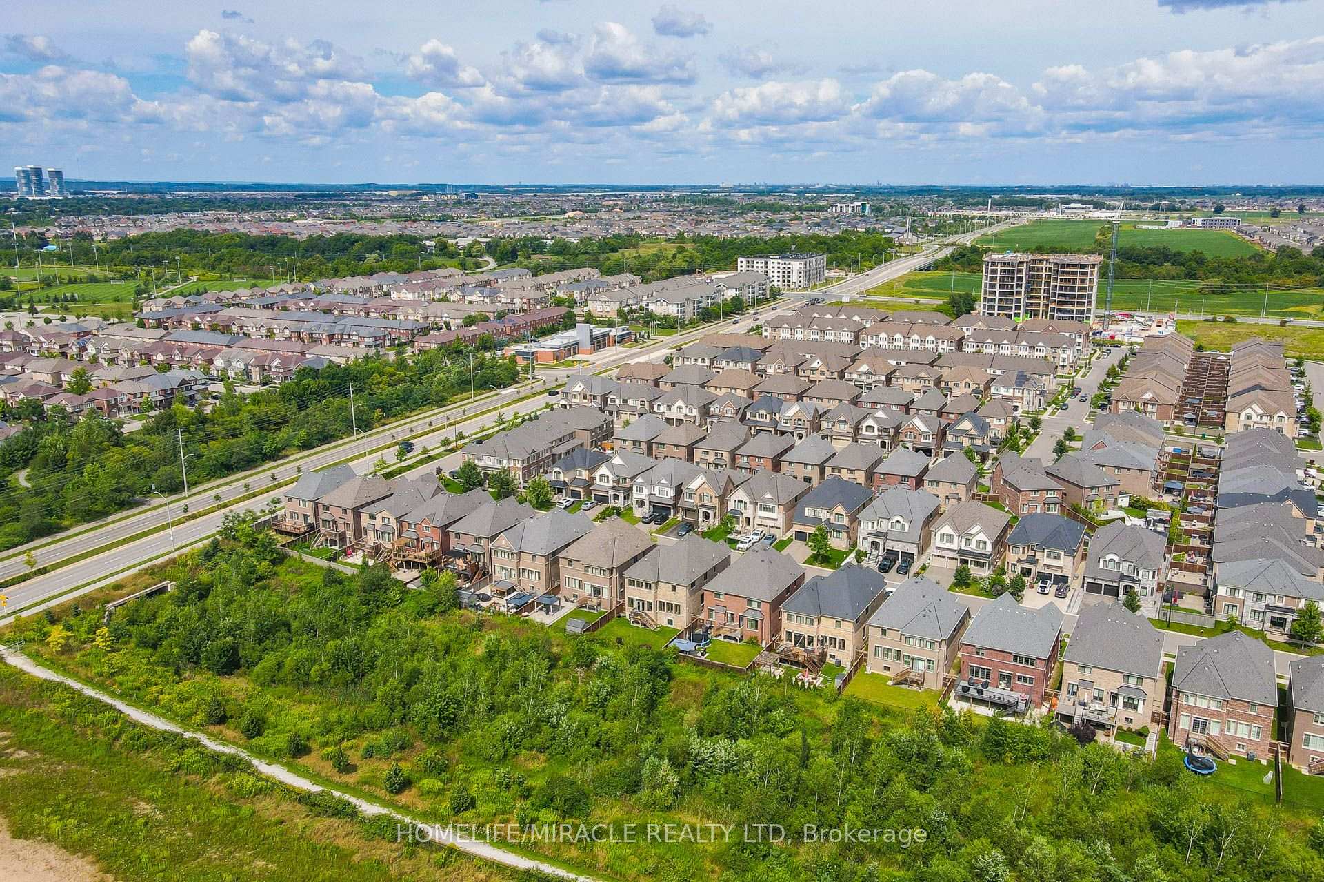 Photo 49 of 1228 Raspberry Terrace, Milton, Ford — HOMEH