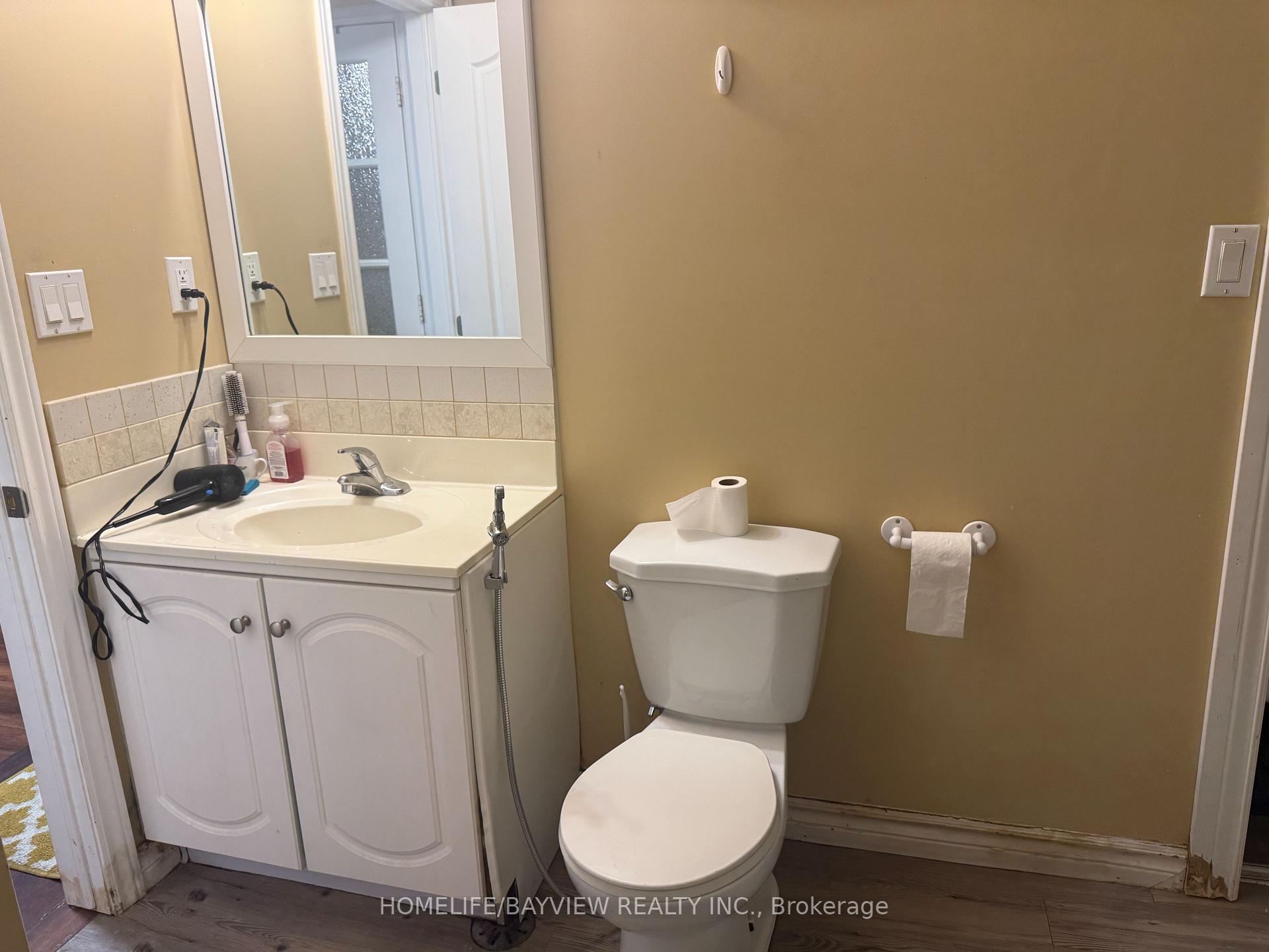 Photo 9 of 7 New Haven's Way, Markham, Thornhill — HOMEH