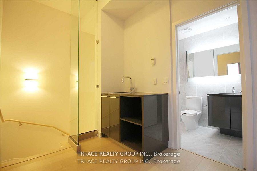 Photo 34 of Unit Th02, 113 Mcmahon Drive, North York, Bayview Village — HOMEH
