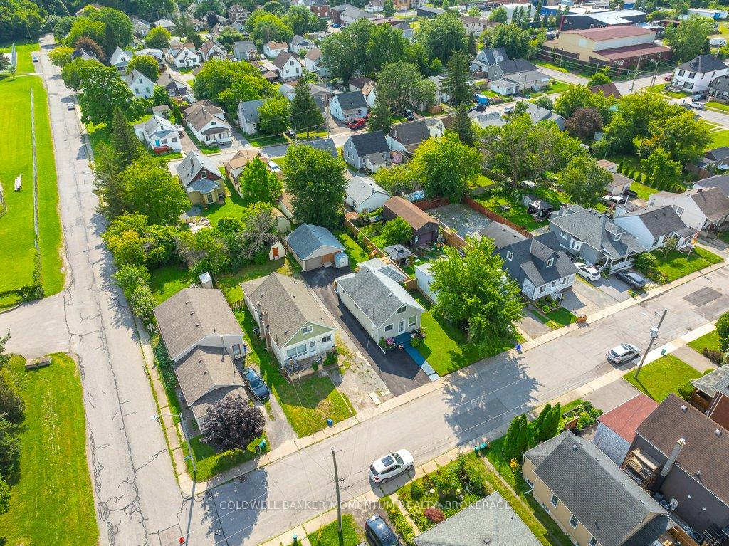 Photo 13 of 4092 Muir Avenue, Niagara Falls, Downtown — HOMEH