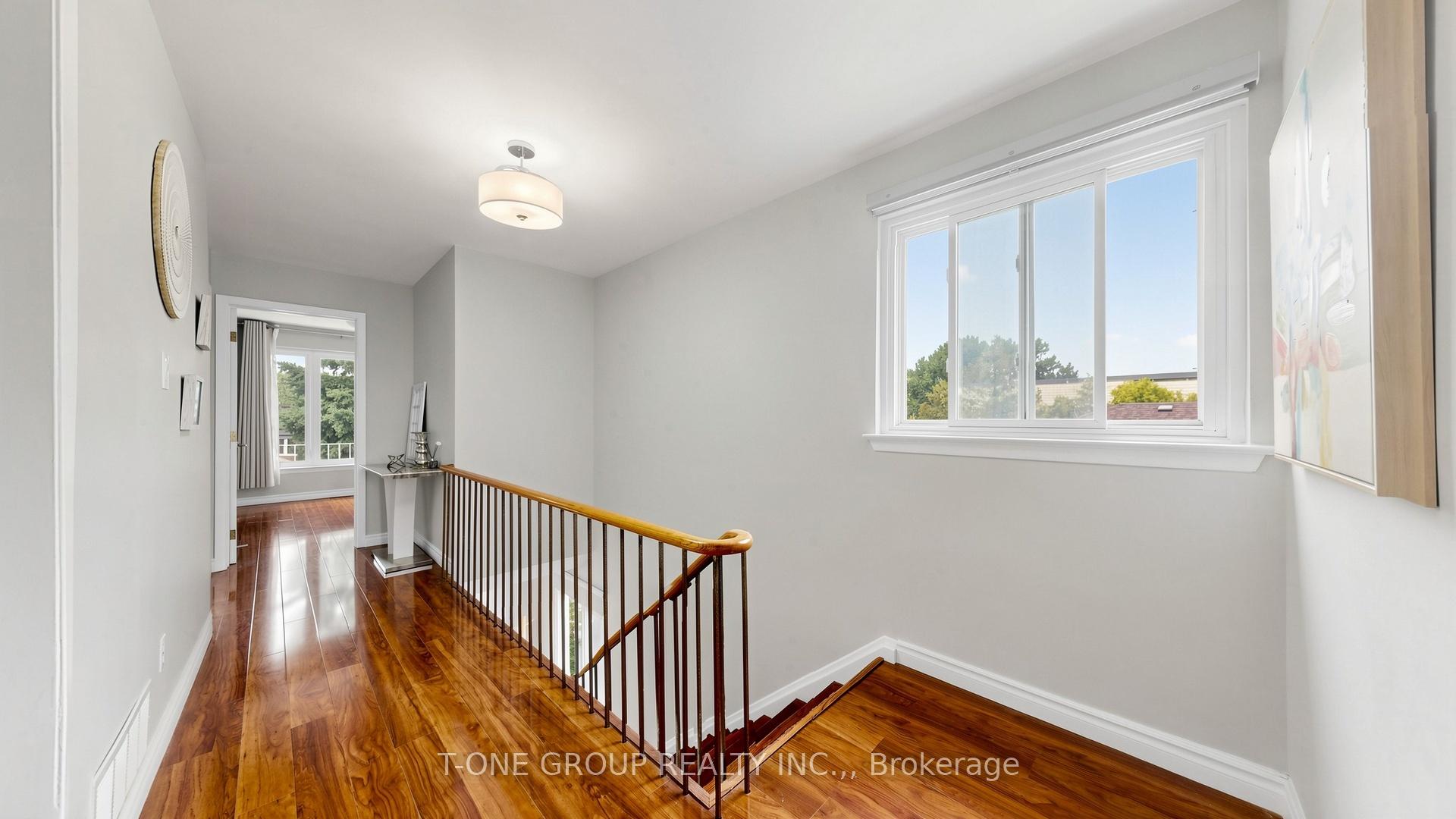 Photo 22 of 41 Chipwood Crescent, North York, Pleasant View — HOMEH