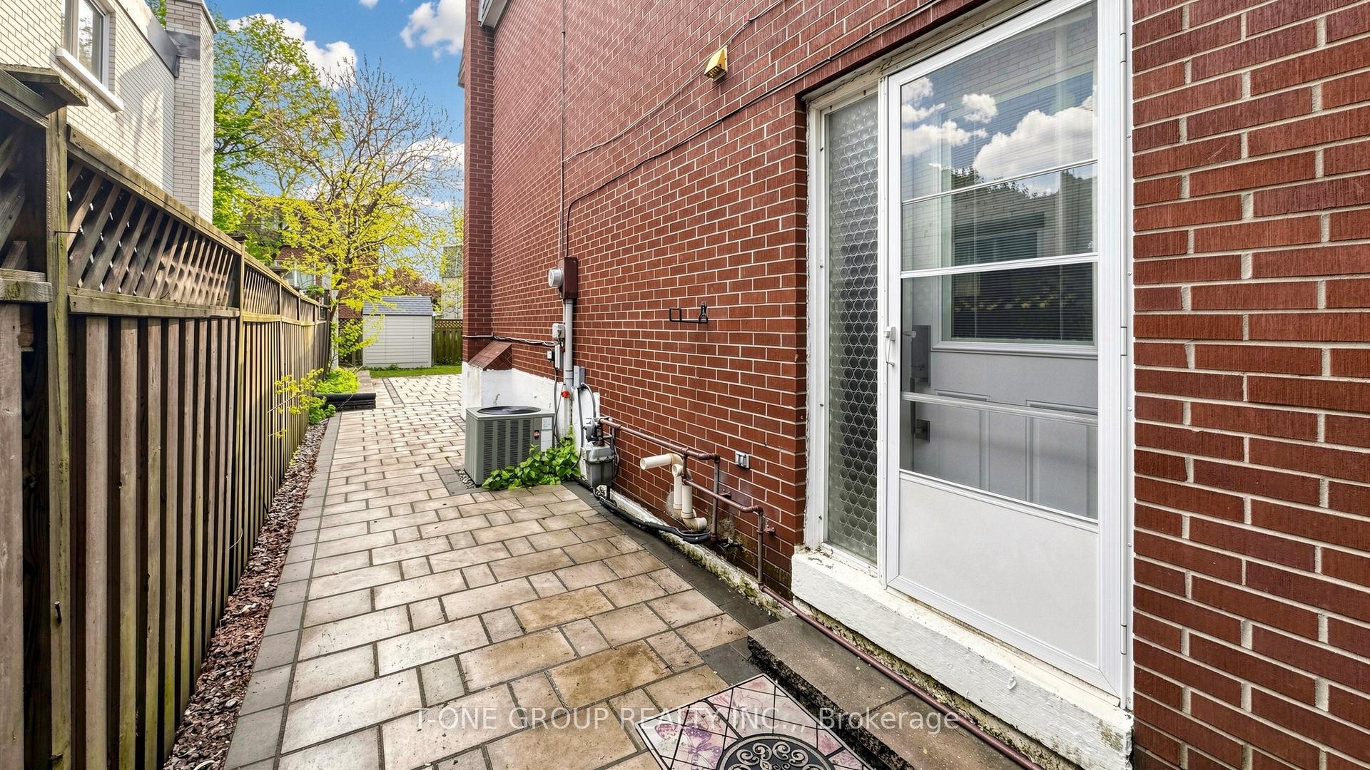 Photo 49 of 41 Chipwood Crescent, North York, Pleasant View — HOMEH