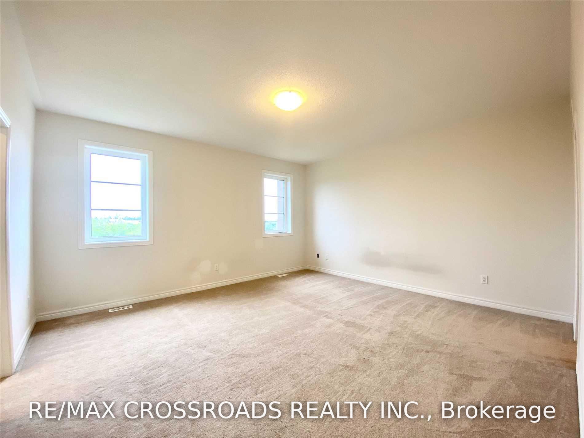 Photo 14 of 172 Decast Crescent, Markham, Box Grove — HOMEH