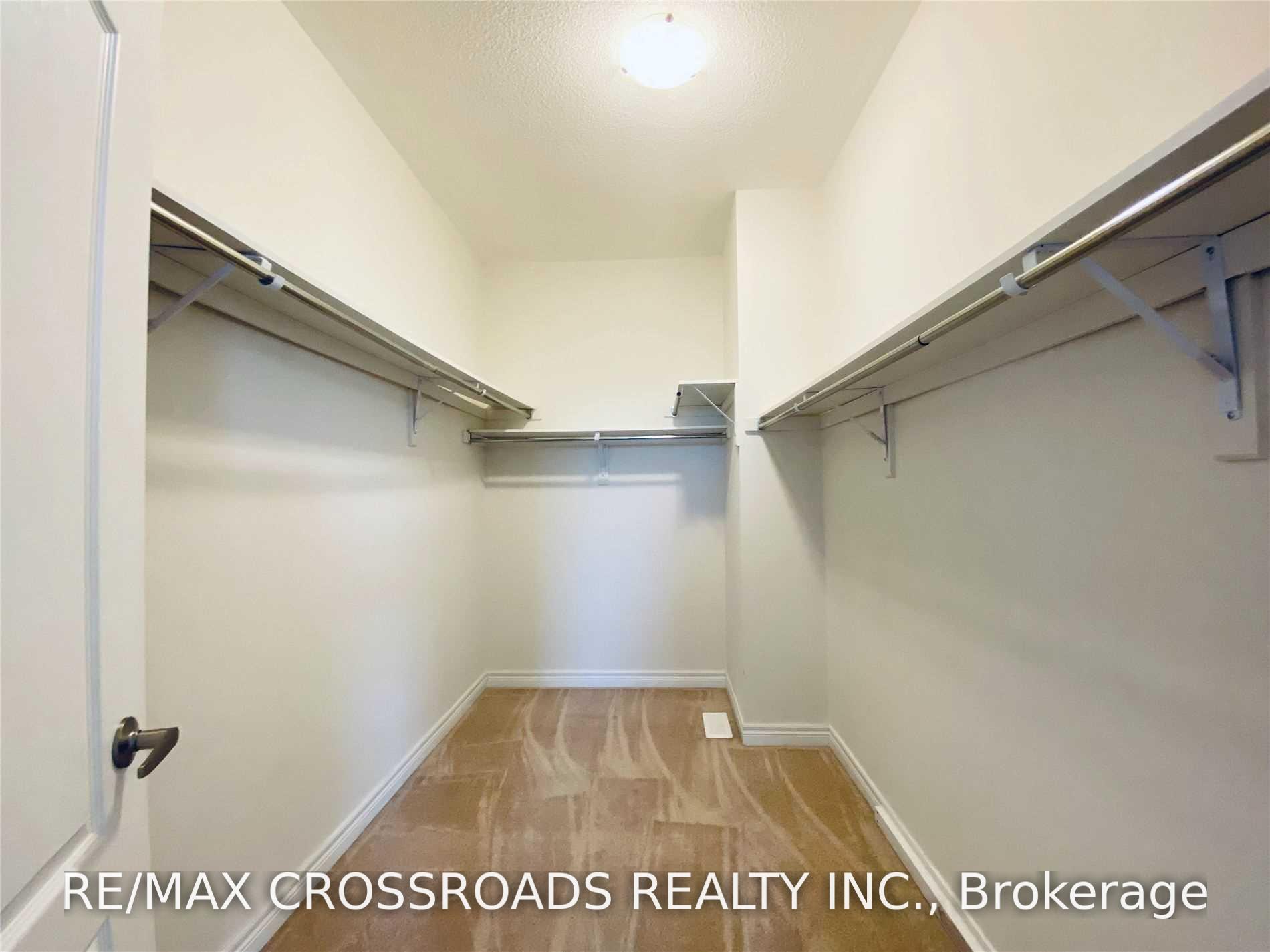 Photo 16 of 172 Decast Crescent, Markham, Box Grove — HOMEH