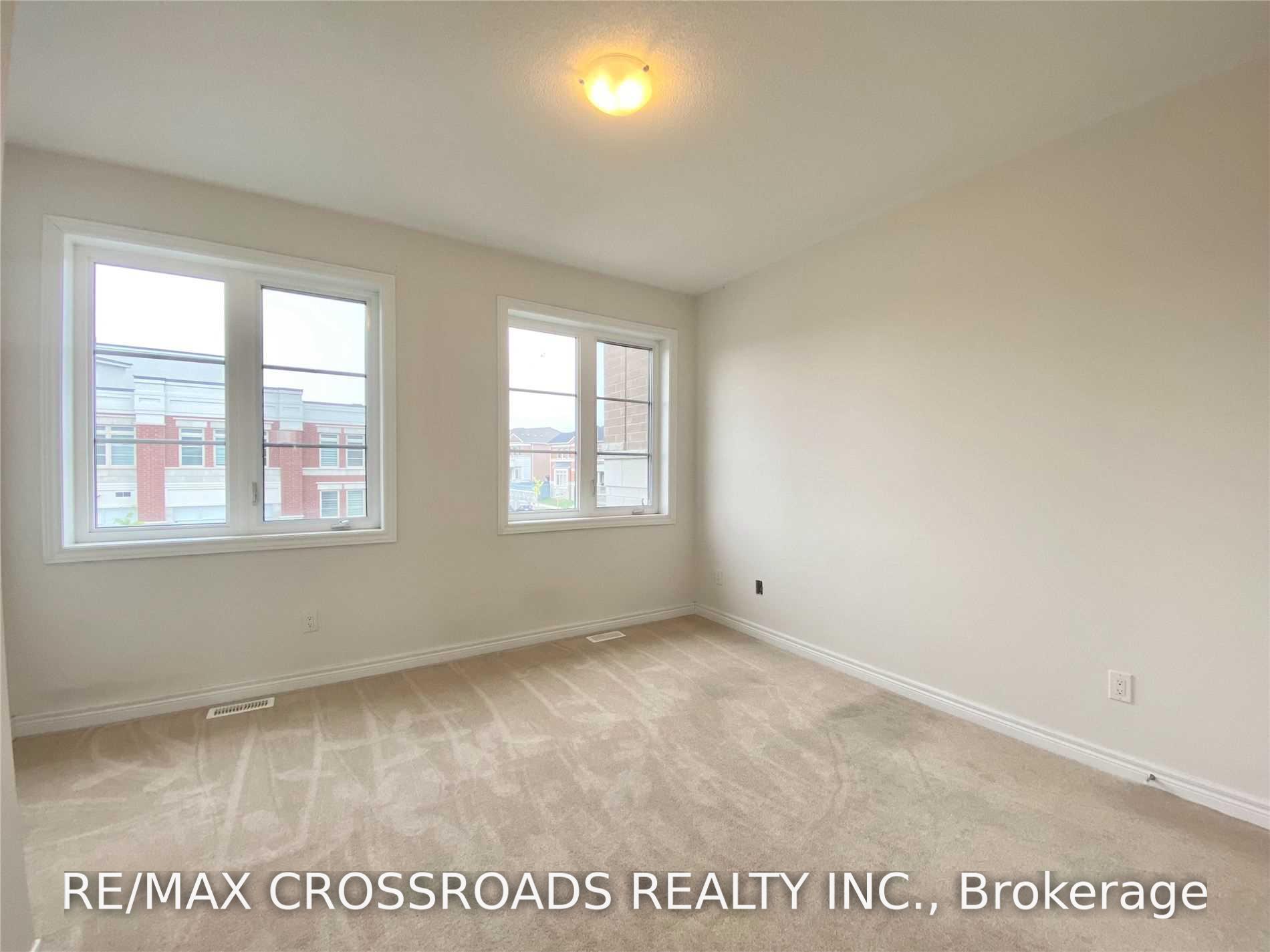 Photo 19 of 172 Decast Crescent, Markham, Box Grove — HOMEH