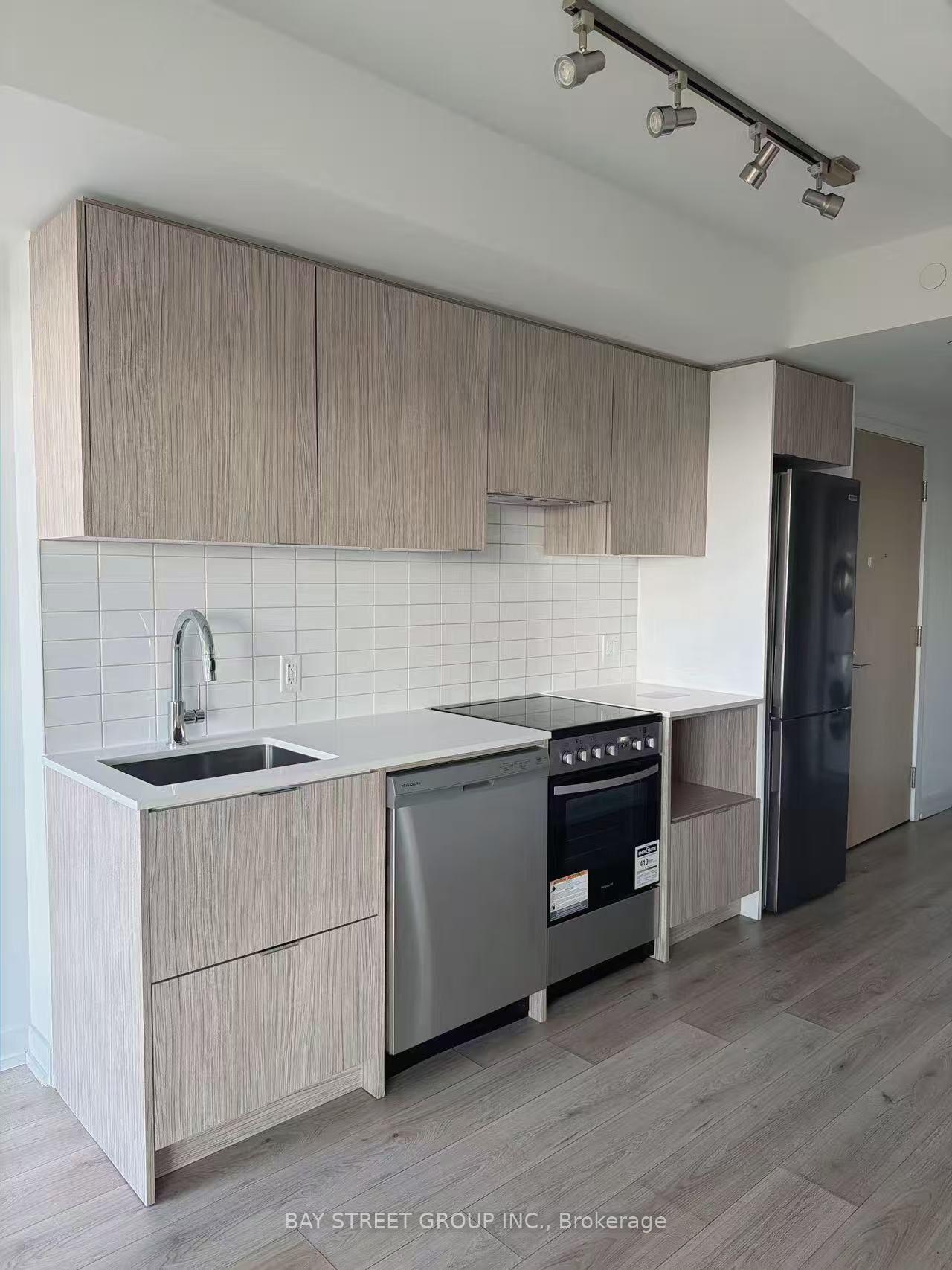 Photo 2 of Unit 3006, 395 Bloor Street E, Toronto, North St. James Town — HOMEH