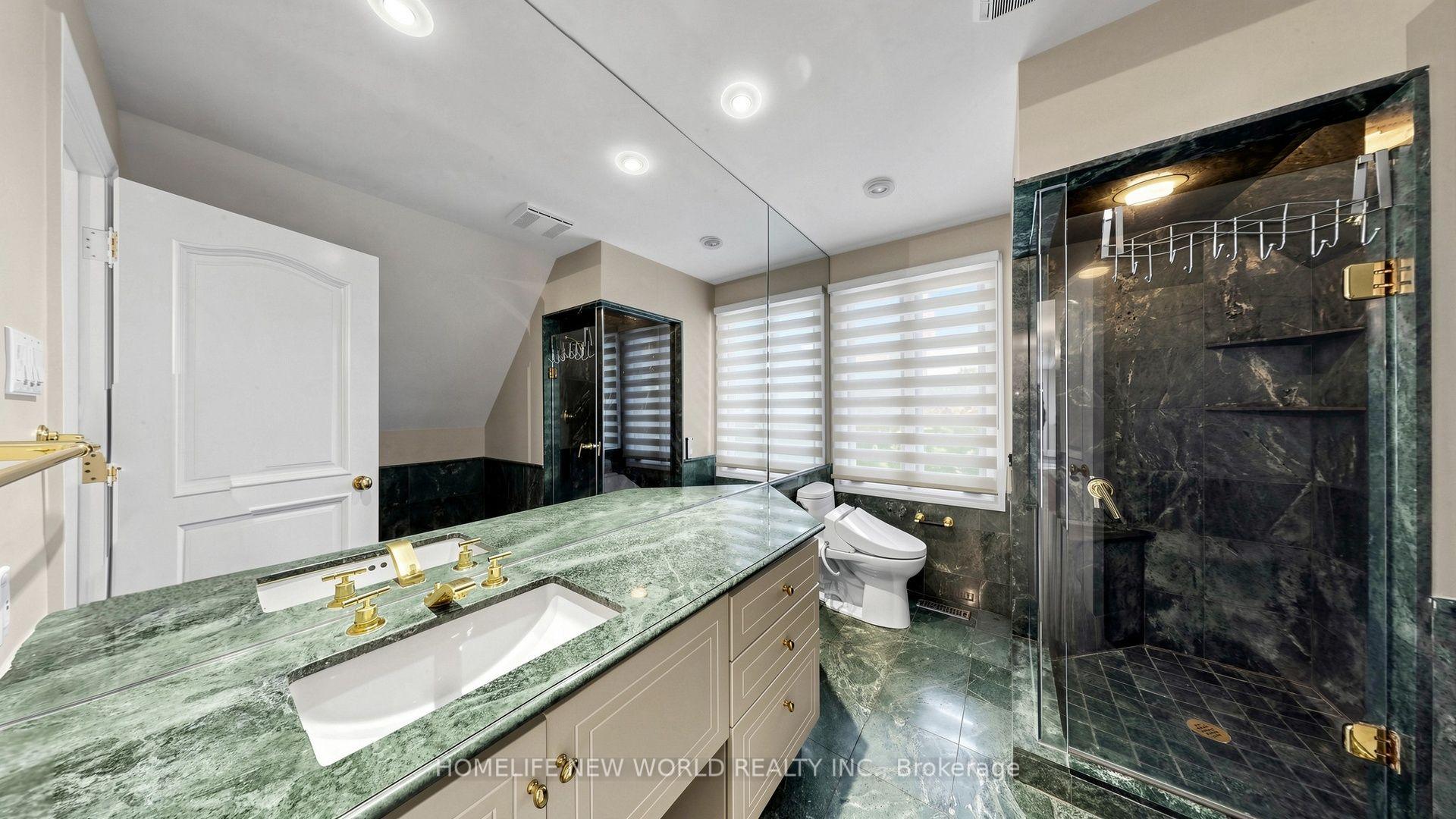 Photo 16 of 38 Old English Lane, Markham, Bayview Glen — HOMEH