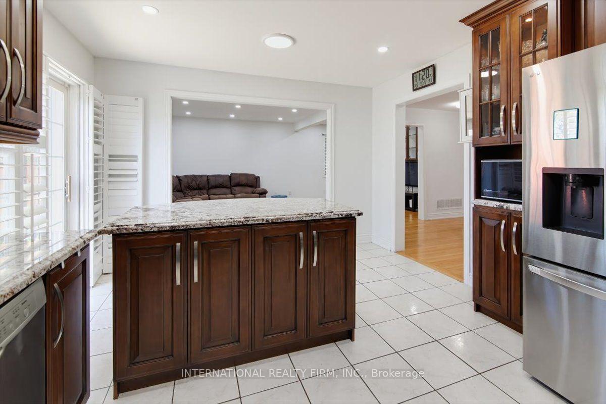 Photo 18 of 26 Mauve Drive, Brampton, Bram East — HOMEH