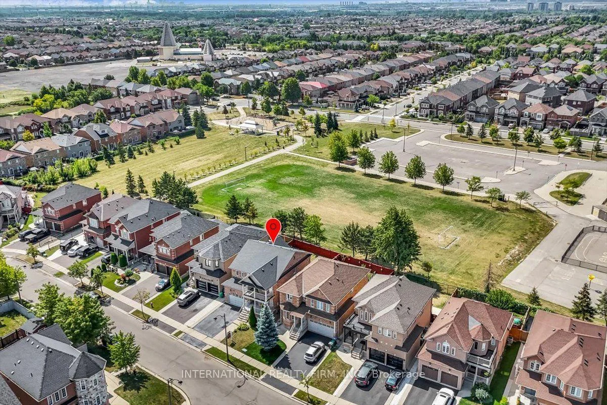 Photo 4 of 26 Mauve Drive, Brampton, Bram East — HOMEH