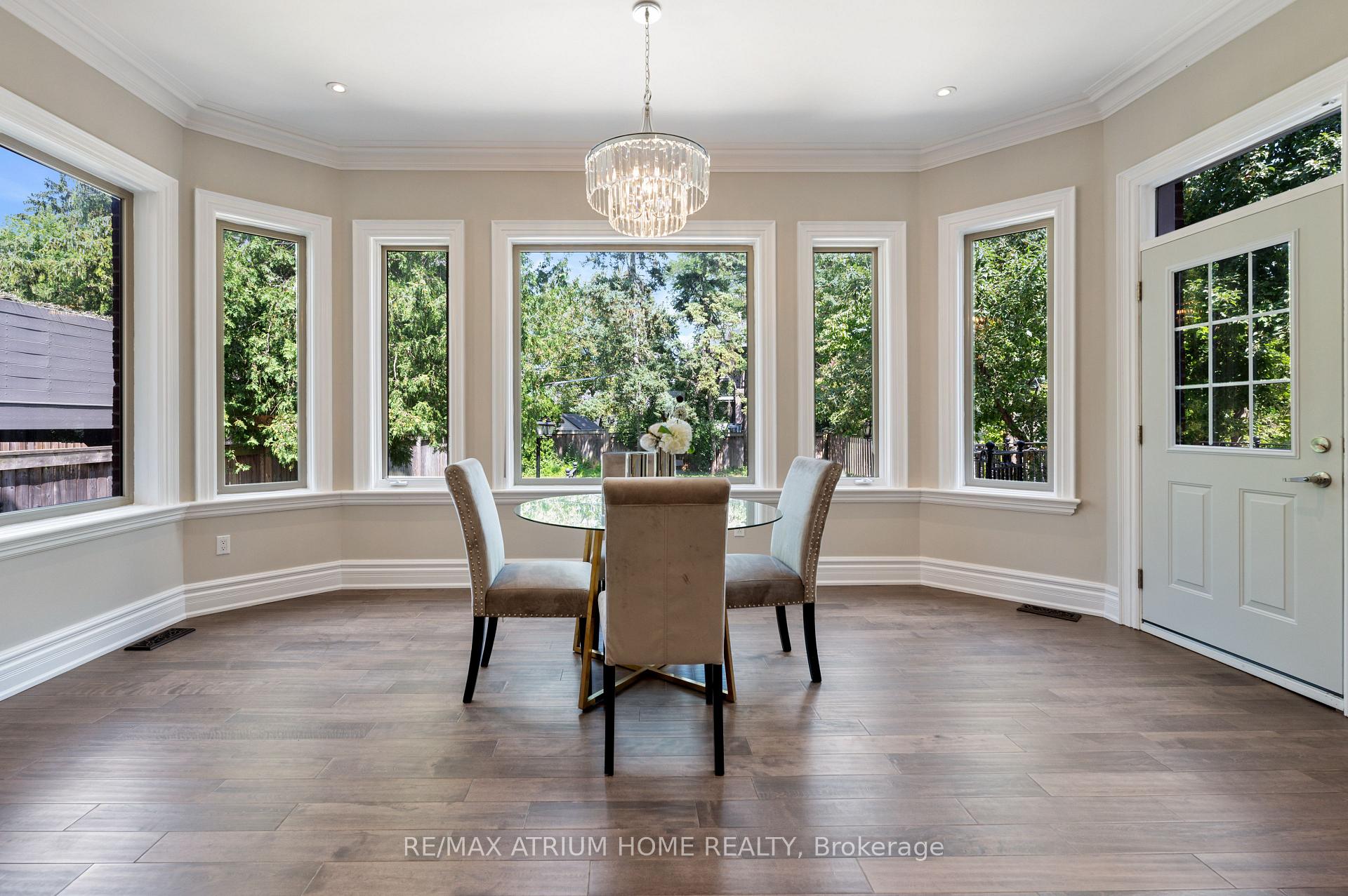 Photo 9 of 242 Parkview Avenue, North York, Willowdale East — HOMEH