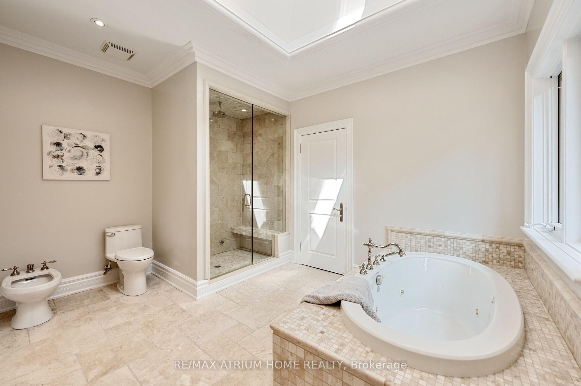 Photo 26 of 242 Parkview Avenue, North York, Willowdale East — HOMEH