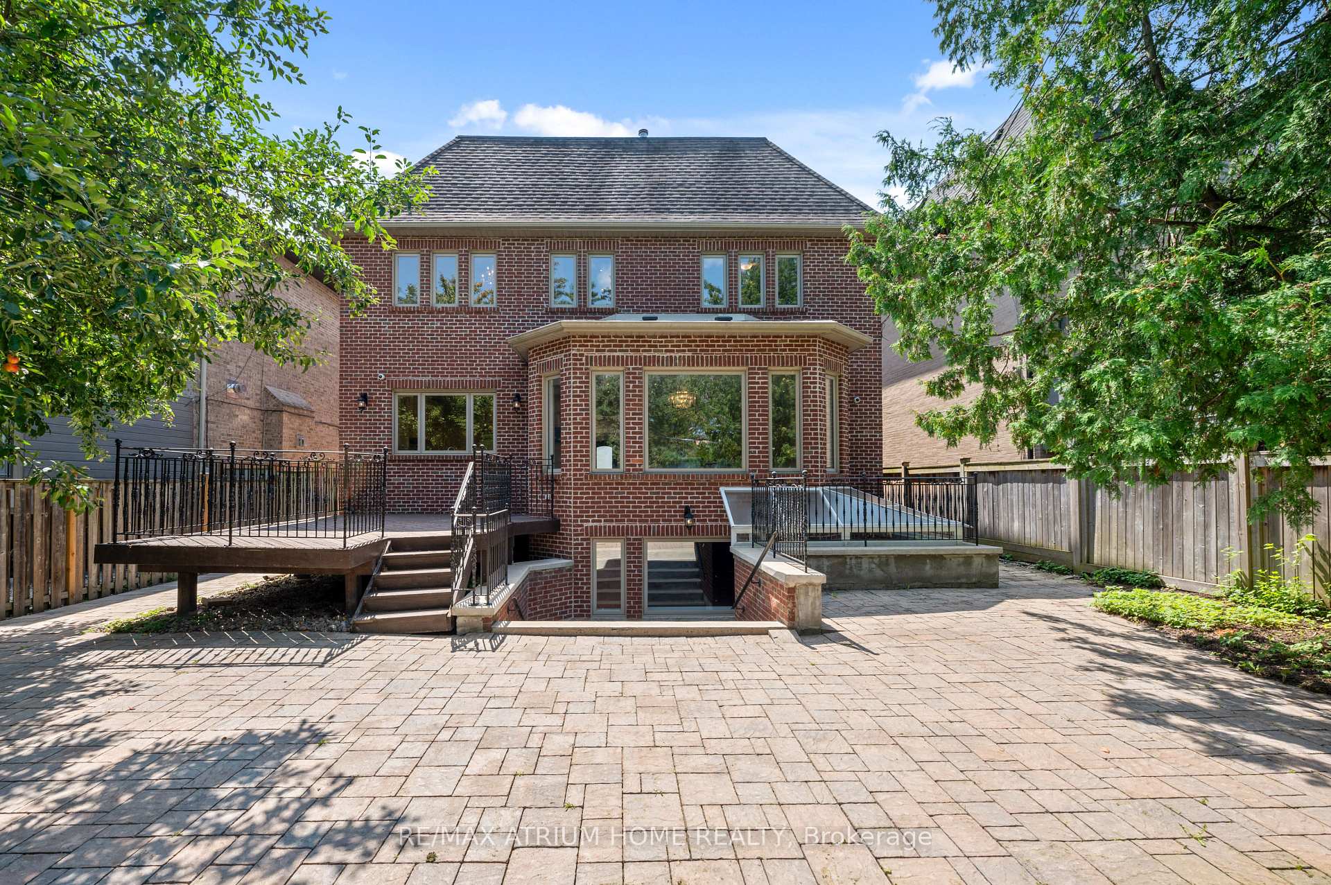 Photo 32 of 242 Parkview Avenue, North York, Willowdale East — HOMEH