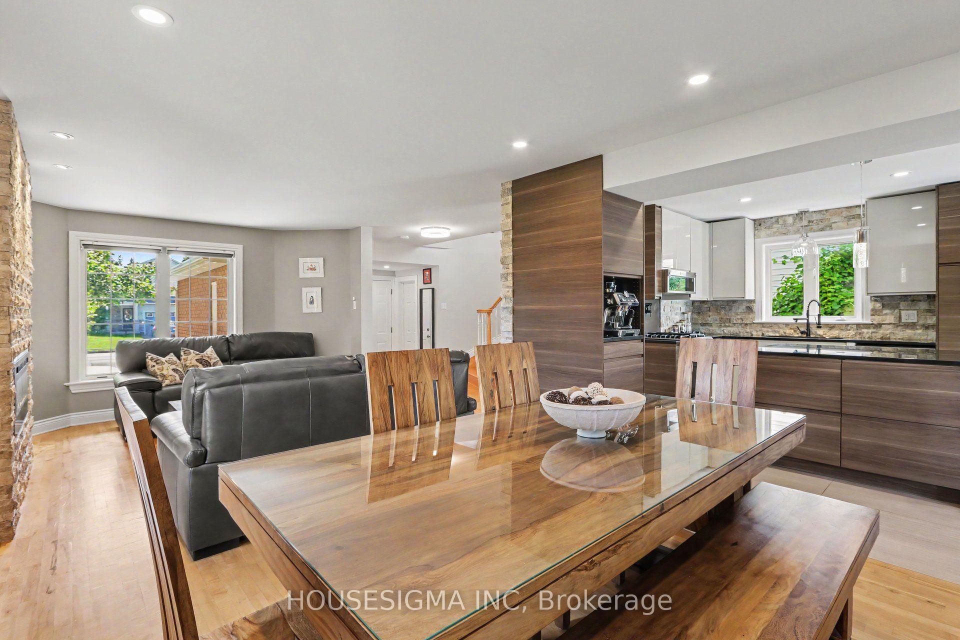 Photo 7 of 101 Kittiwake Drive, Ottawa, Stittsville (North) — HOMEH