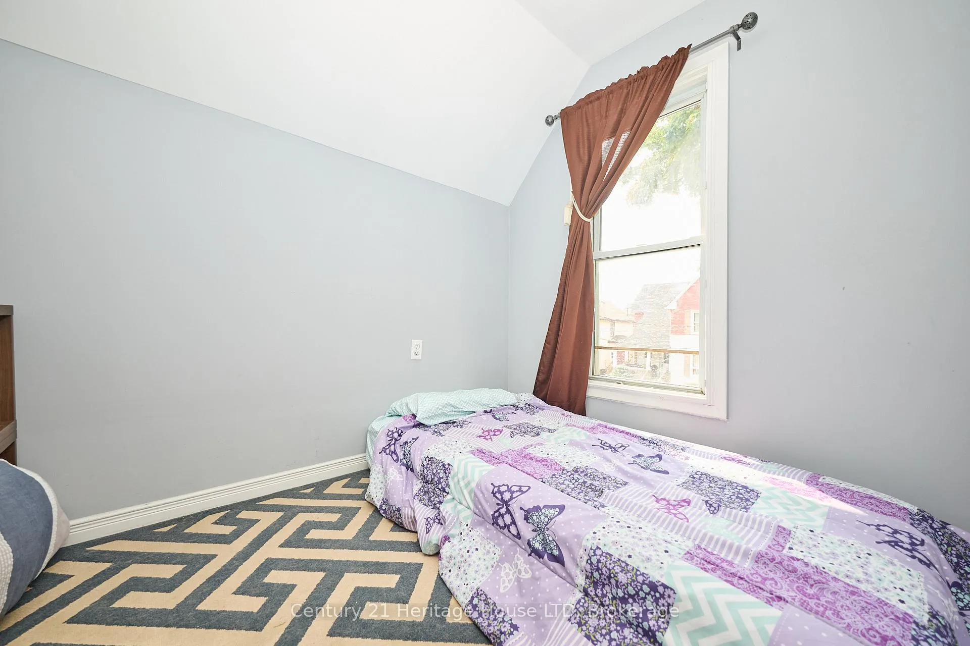 Photo 16 of 5086 Hutton Avenue, Niagara Falls, Downtown — HOMEH