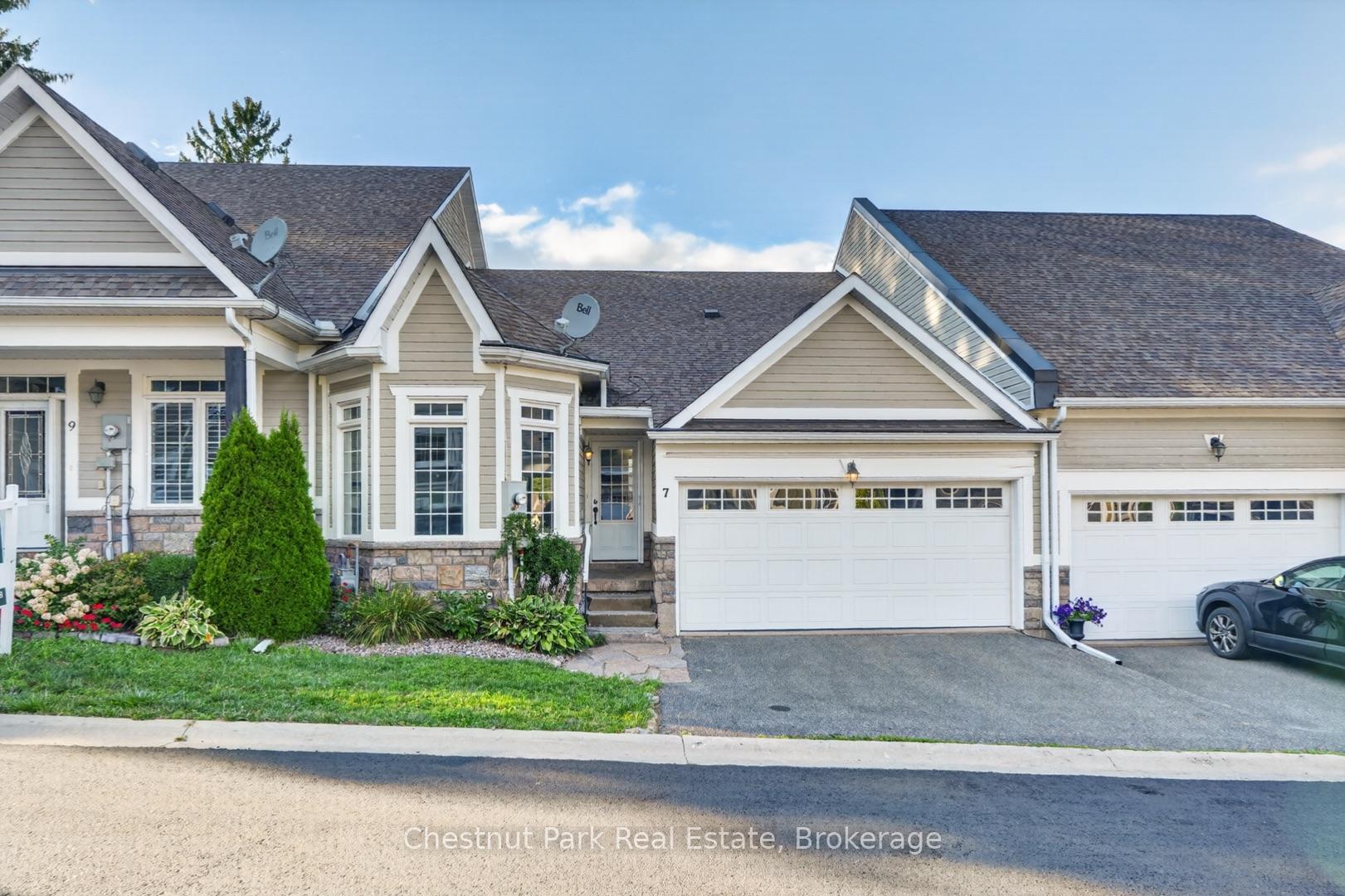 Photo 2 of 7 Stormont Court, Bracebridge, Monck (Bracebridge) — HOMEH