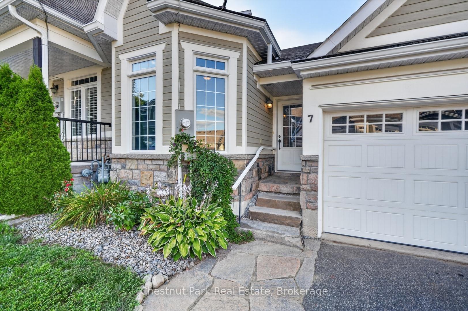 Photo 5 of 7 Stormont Court, Bracebridge, Monck (Bracebridge) — HOMEH