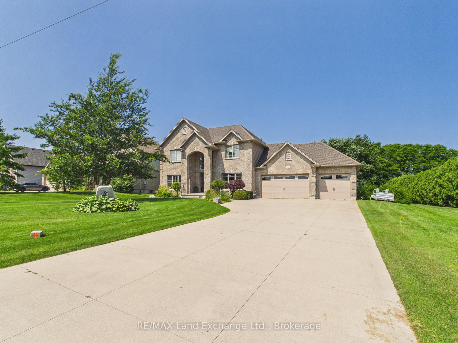 Photo 1 of 4 Scott Crescent, Huron-Kinloss — HOMEH