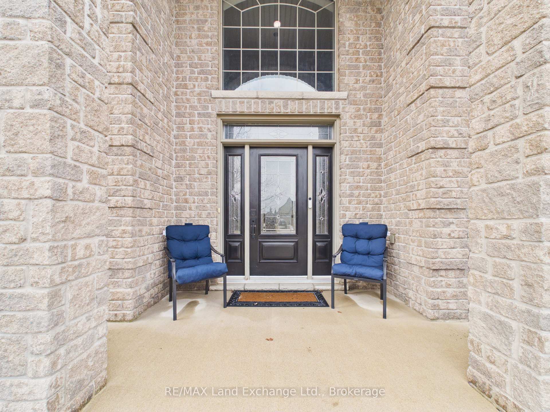 Photo 4 of 4 Scott Crescent, Huron-Kinloss — HOMEH