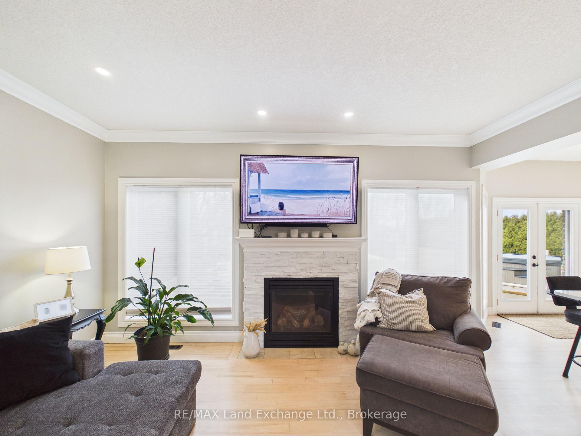 Photo 13 of 4 Scott Crescent, Huron-Kinloss — HOMEH