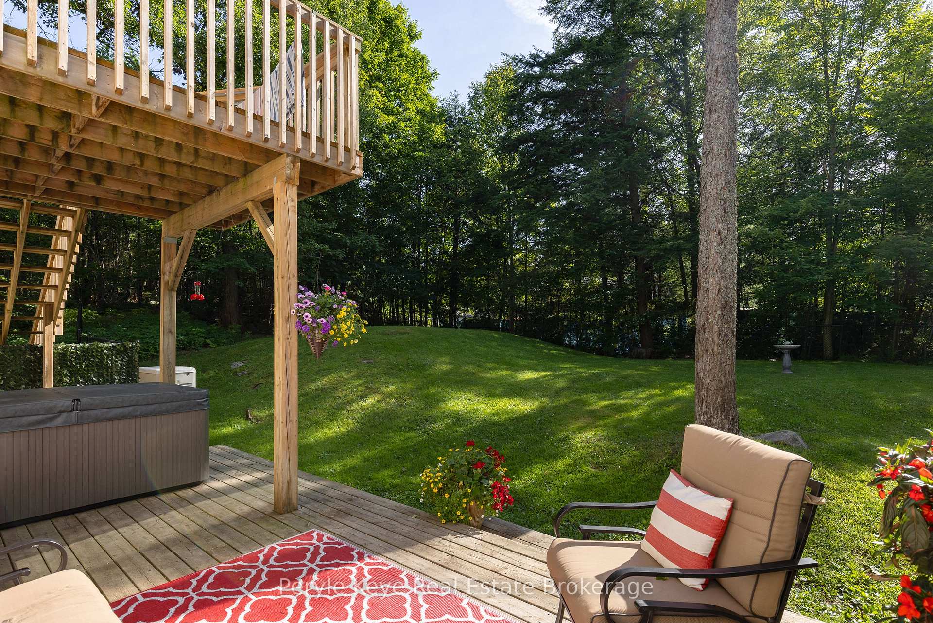 Photo 5 of 820 Manitoba Street, Bracebridge, Monck (Bracebridge) — HOMEH