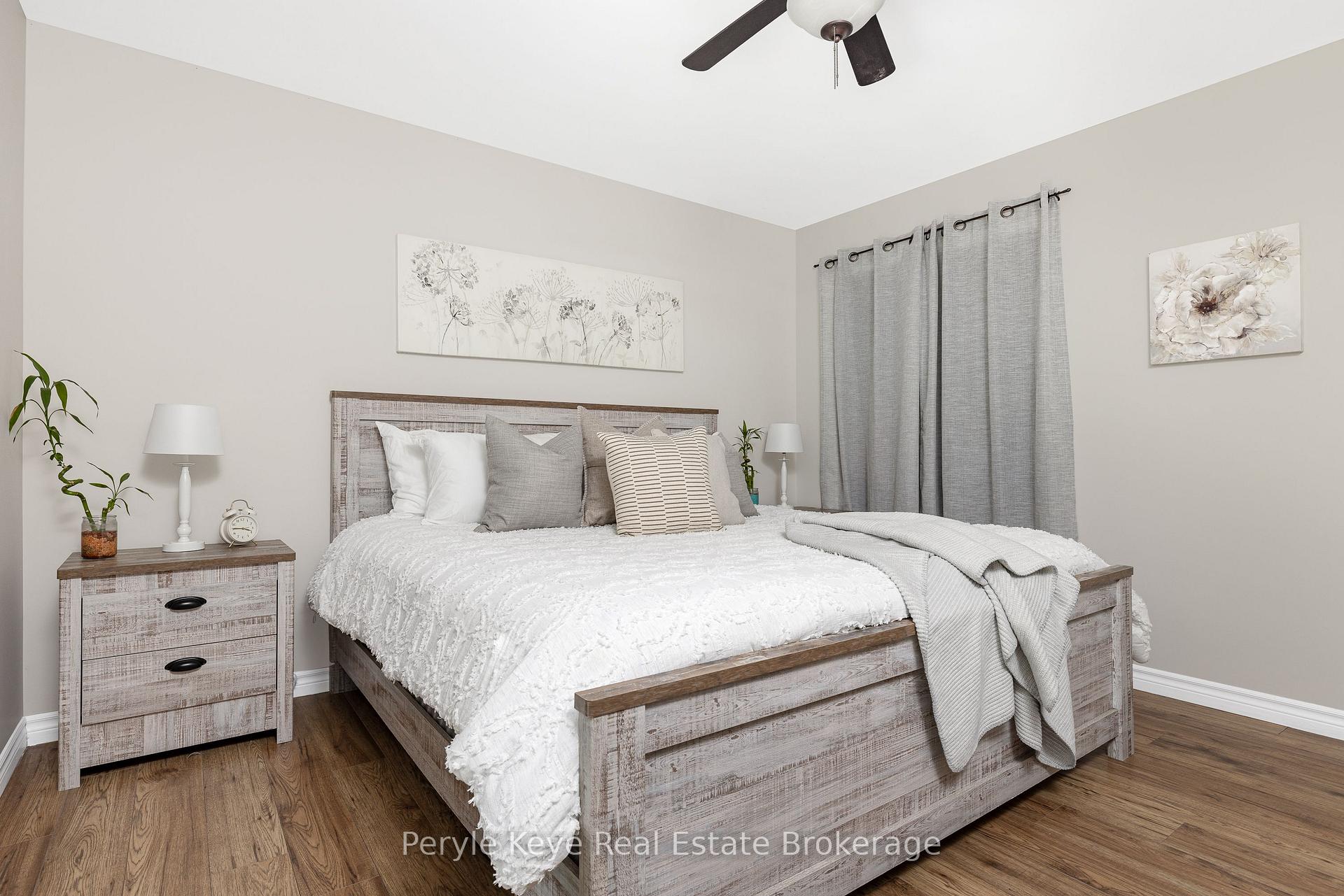 Photo 25 of 820 Manitoba Street, Bracebridge, Monck (Bracebridge) — HOMEH