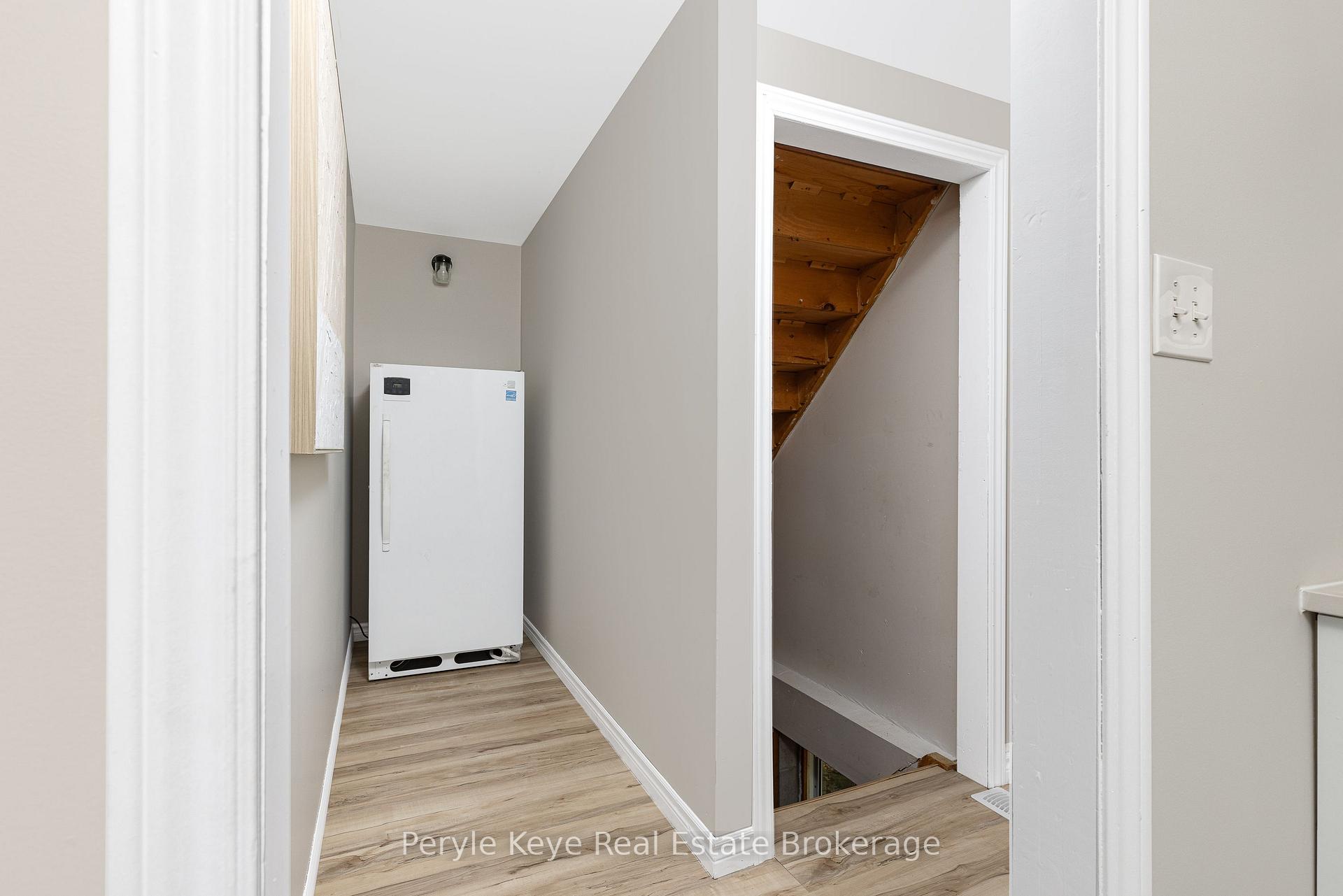 Photo 30 of 820 Manitoba Street, Bracebridge, Monck (Bracebridge) — HOMEH