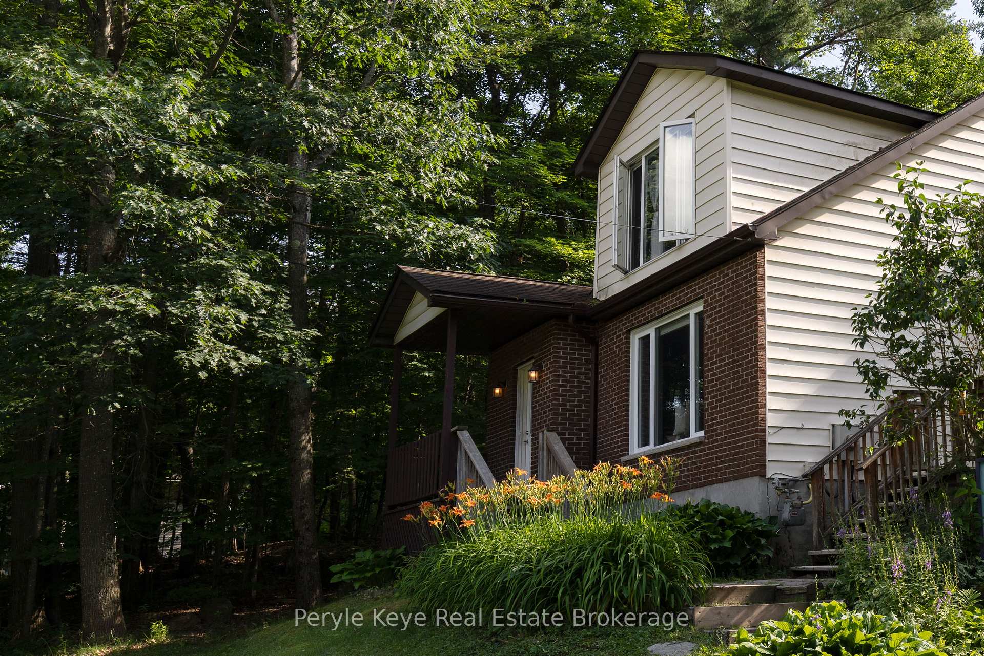 Photo 34 of 820 Manitoba Street, Bracebridge, Monck (Bracebridge) — HOMEH
