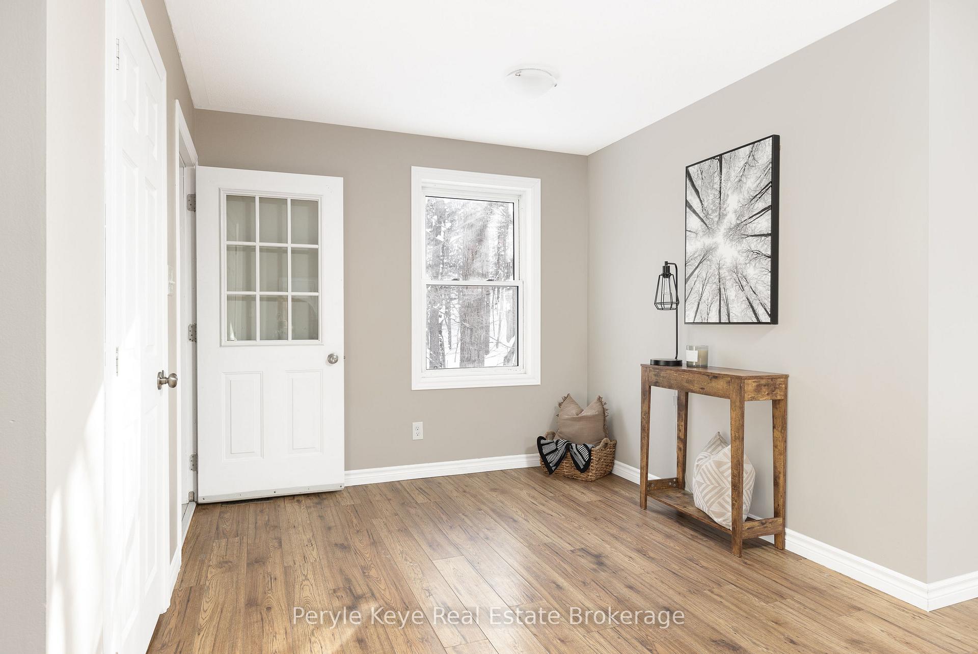 Photo 36 of 820 Manitoba Street, Bracebridge, Monck (Bracebridge) — HOMEH