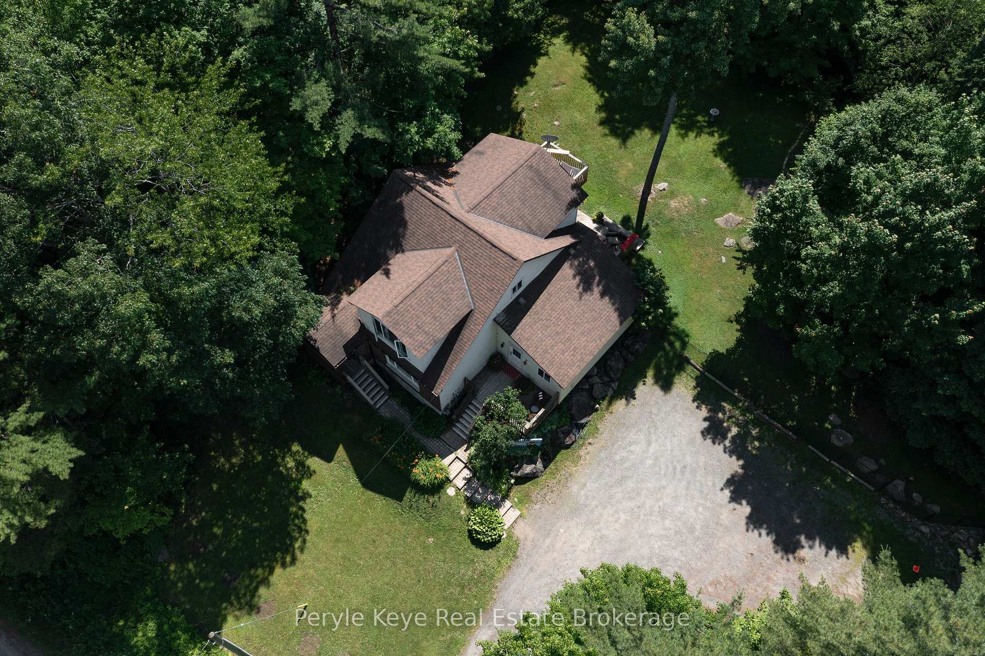 Photo 48 of 820 Manitoba Street, Bracebridge, Monck (Bracebridge) — HOMEH