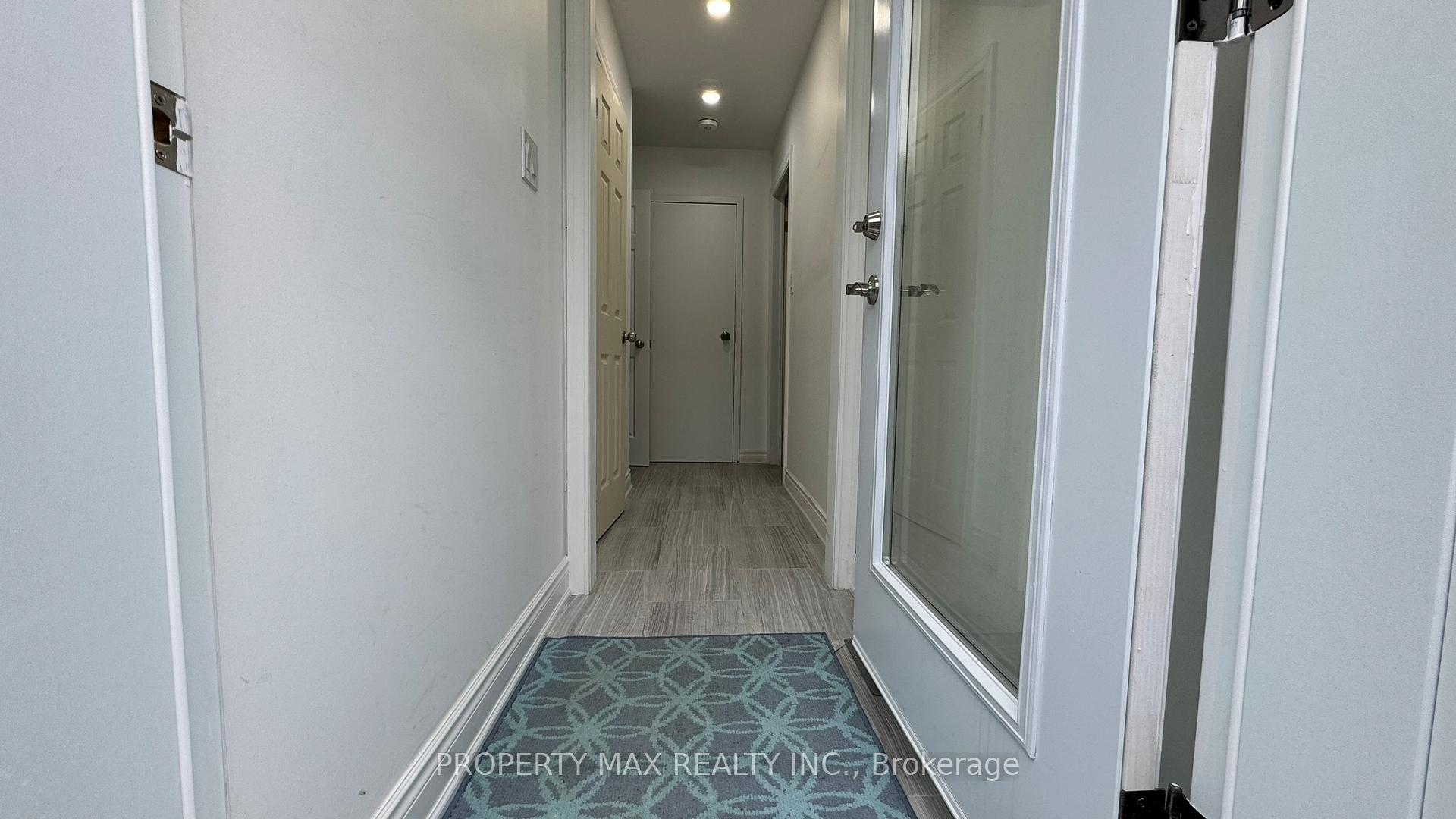 Photo 3 of Unit Bsmt, 30 Glenabbey Drive, Clarington, Courtice — HOMEH