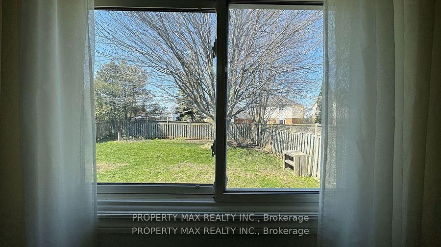 Photo 7 of Unit Bsmt, 30 Glenabbey Drive, Clarington, Courtice — HOMEH